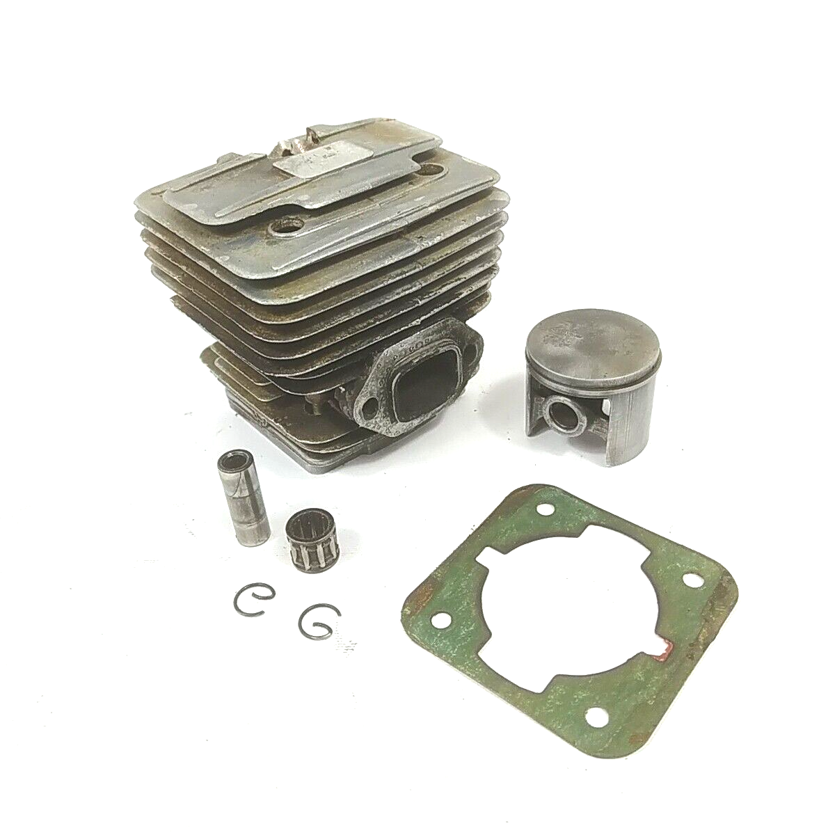 Ricambio per motosega CASTOR ALPINA 450 KIT CILINDRO E PISTONE diam 40 mm usato