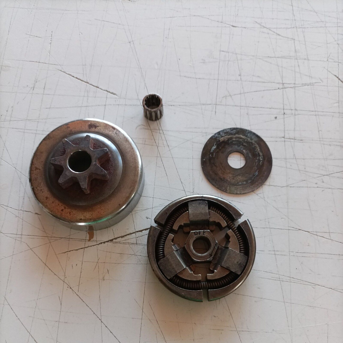 MOTOSEGA OLEO MAC 350 A SUPER CAMPANA E FRIZIONE COMPLETI ricambi usati