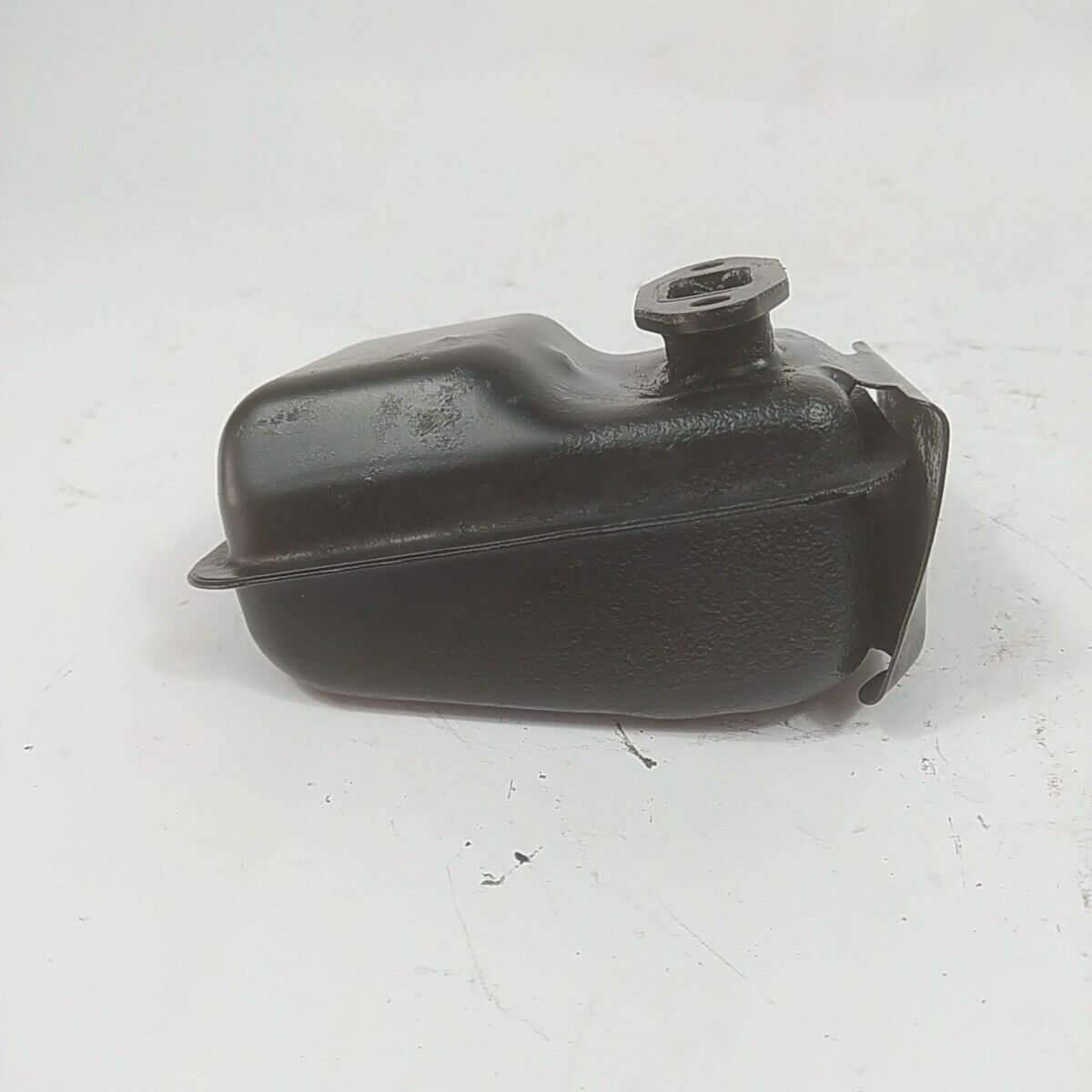 Ricambi per motosega STIHL 08 S MARMITTA SILENZIATORE TERMINALE DI SCARICO usati