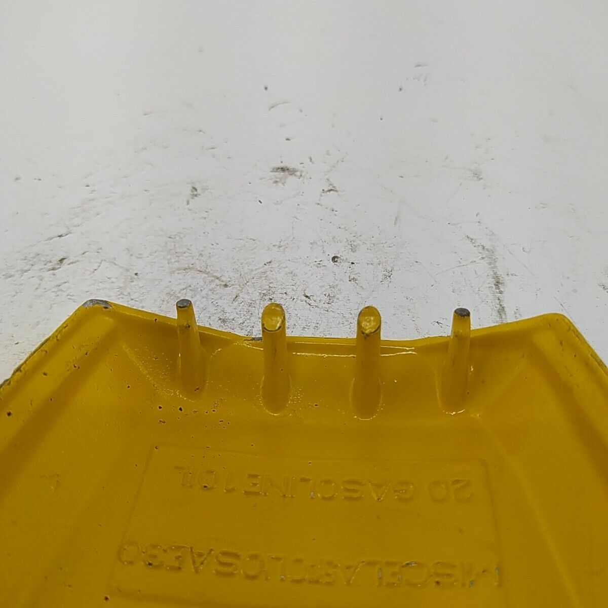 ricambio COPERCHIO FILTRO ARIA CARBURATORE Per motosega ALPINA PROF 70 S usati