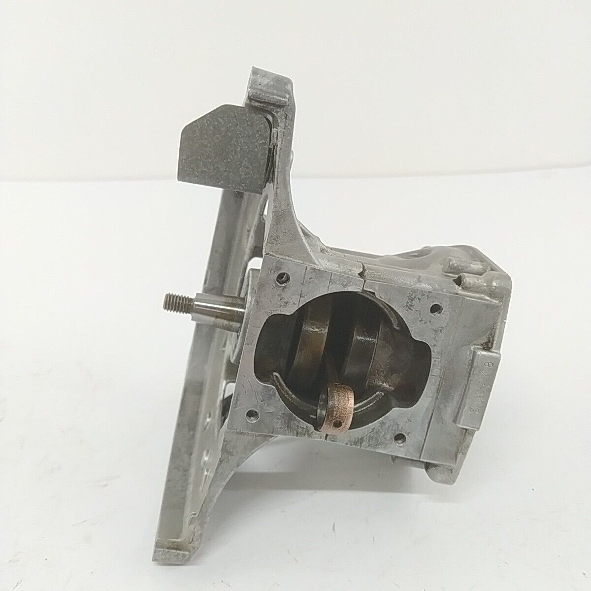 Ricambio usato CARTER BASAMENTO E ALBERO MOTORE decespugliatore MITSUBISHI T200