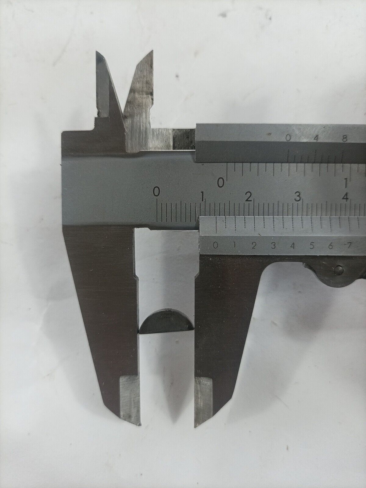 DECESPUGLIATORE taglia TANAKA Sum 602 E Bullone dado Albero Motore Ricambi Usati