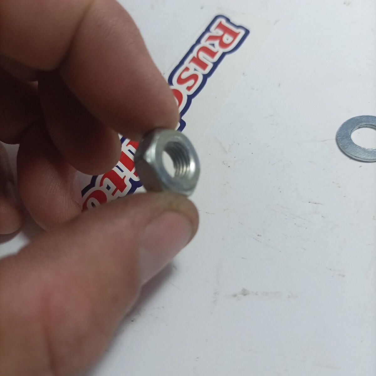 Ricambio DADO VOLANO ALBERO MOTOR Usato per decespugliatore SANDRIGARDEN GBL 26 