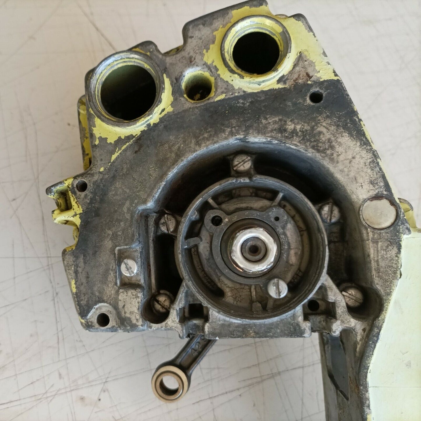 MOTOSEGA PIONEER EASYARC START P20 carter BASAMENTO E ALBERO MOTORE usato