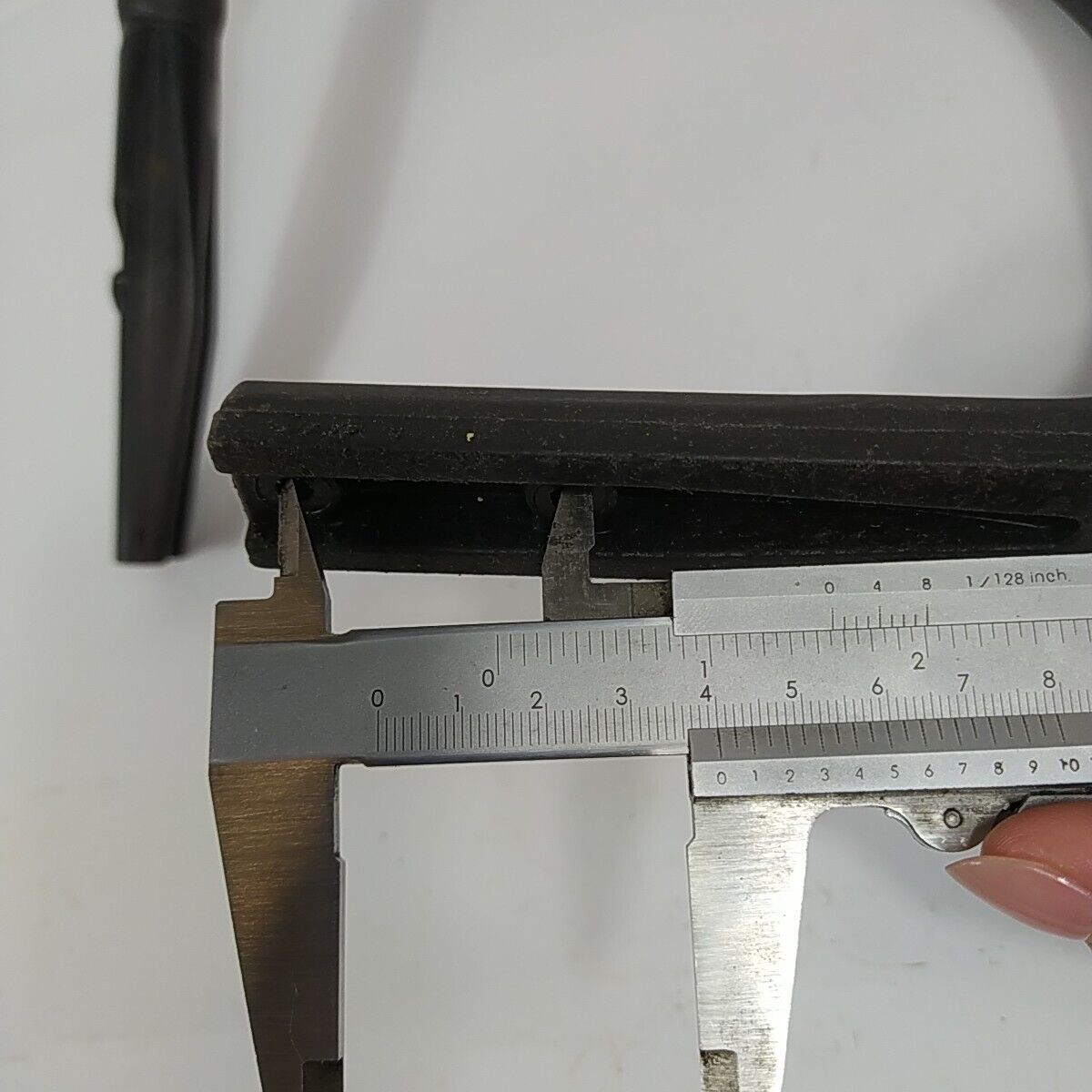 MANICO IMPUGNATURA SUPERIORE completa PER MOTOSEGA AMA BG 38 16 ricambi usati