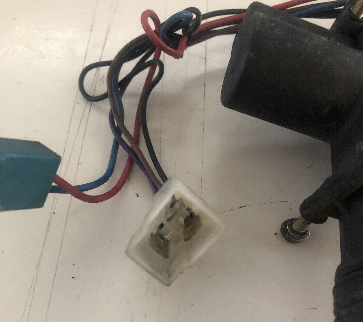 CHIUSURA CENTRALIZZATA ELETTRICA SX sinistra  EKE  LM4 GRECAV ricambi usati