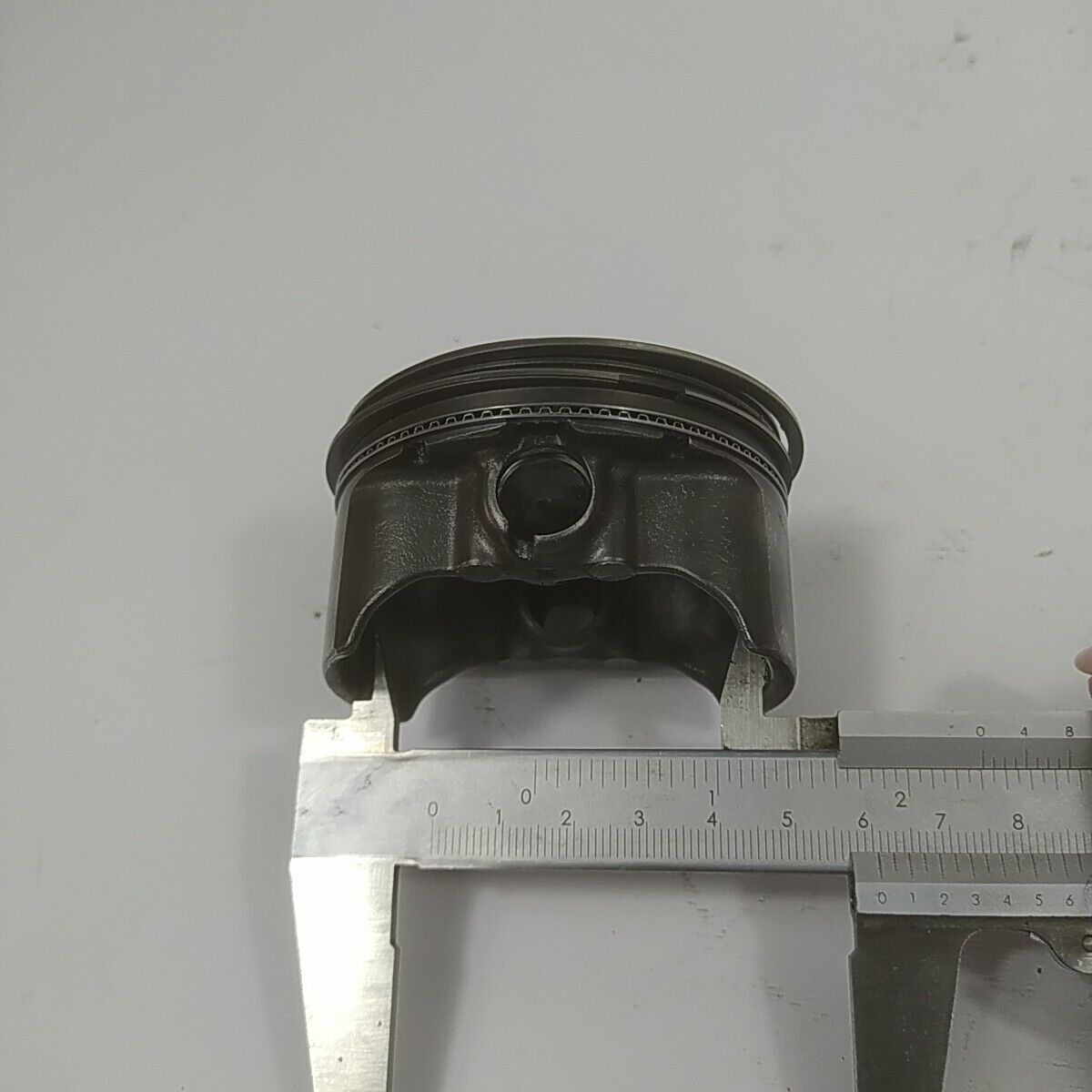 Ricambio PISTONE DIAMETRO 68,3 mm per tosaerba Briggs & Stratton 675 EXi usato