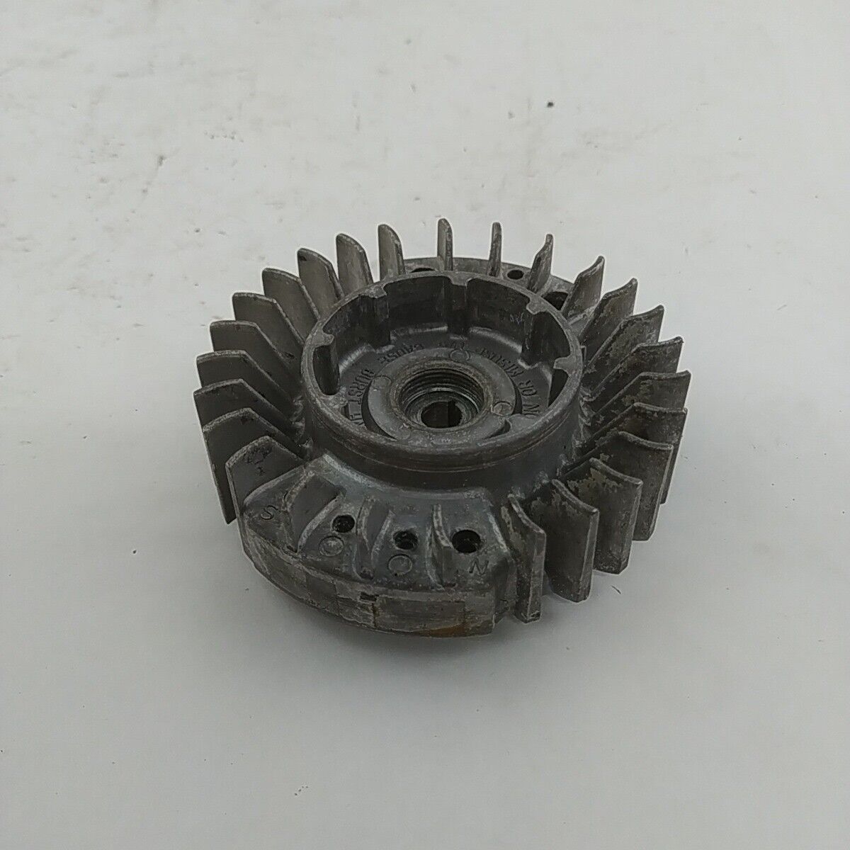 ricambio VOLANO MAGNETICO di Avviamento usato per motosega STIHL 038 AV Super