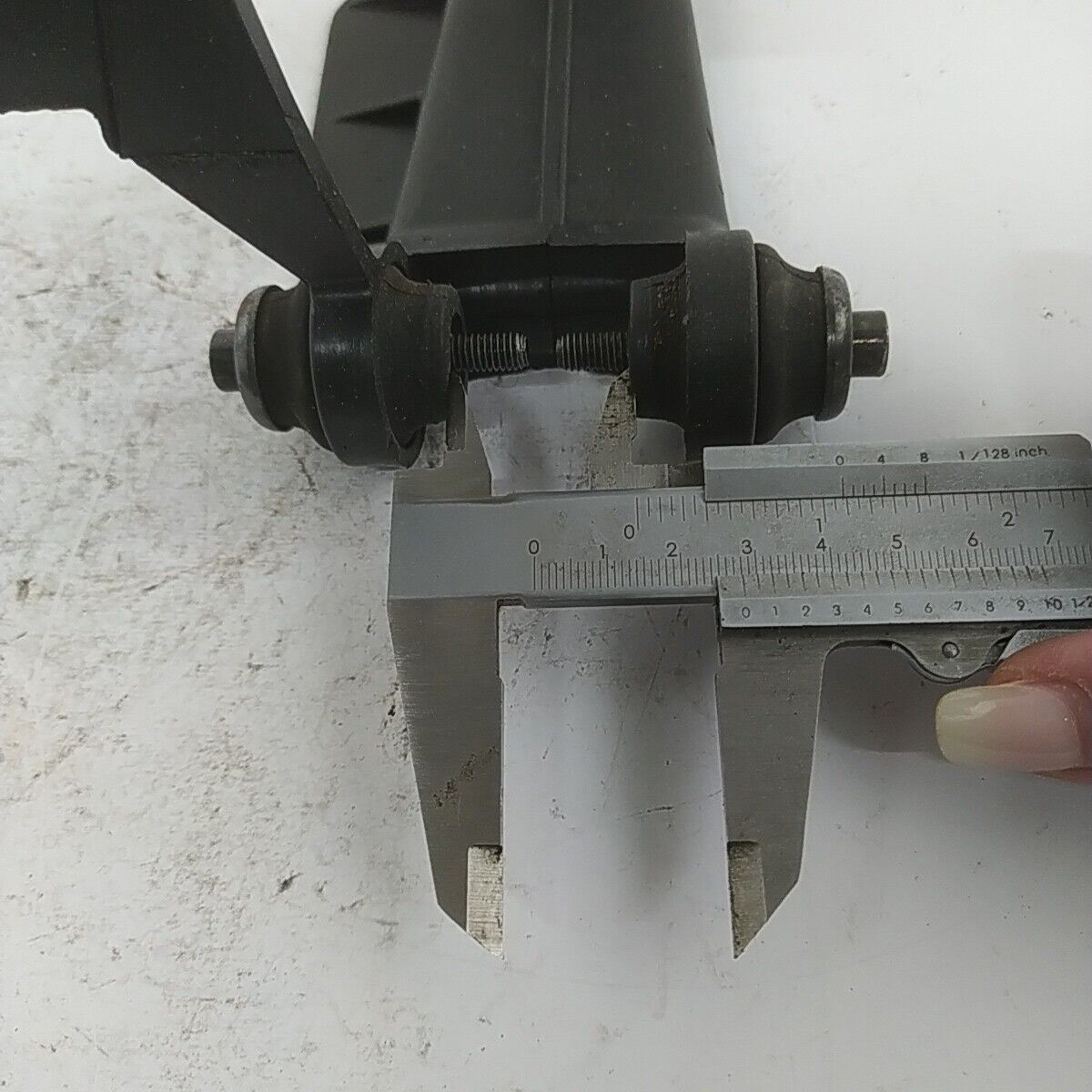 Ricambi IMPUGNATURA MANIGLIA manico COMANDI usati per motosega ALPINA  prof 70 s