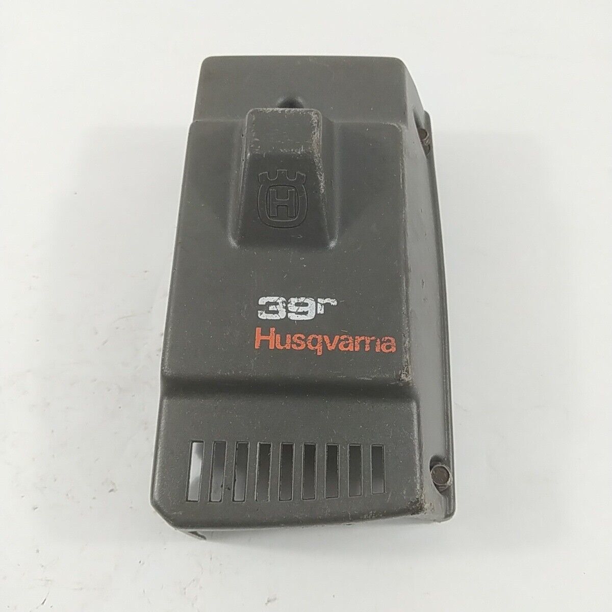 Ricambi per DECESPUGLIATORE HUSQVARNA 39 R usati COPERCHIO MOTORE COPRI CILINDRO