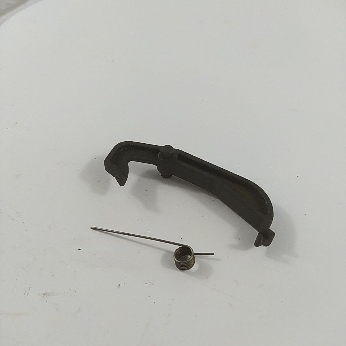 Ricambi MOTOSEGA EFCO BLITZ 35 OLEOMAC usati COMANDO DI ACCELERAZIONE E MOLLA