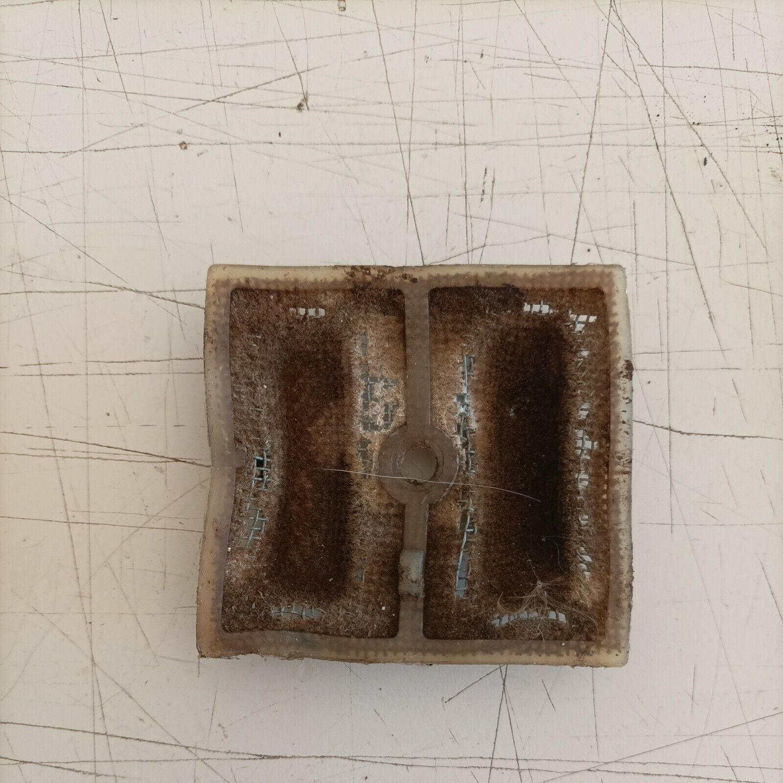 ricambio usato COPERCHIO FILTRO ARIA ORIGINALE PER MOTOSEGA ALPINA CASTOR C 40