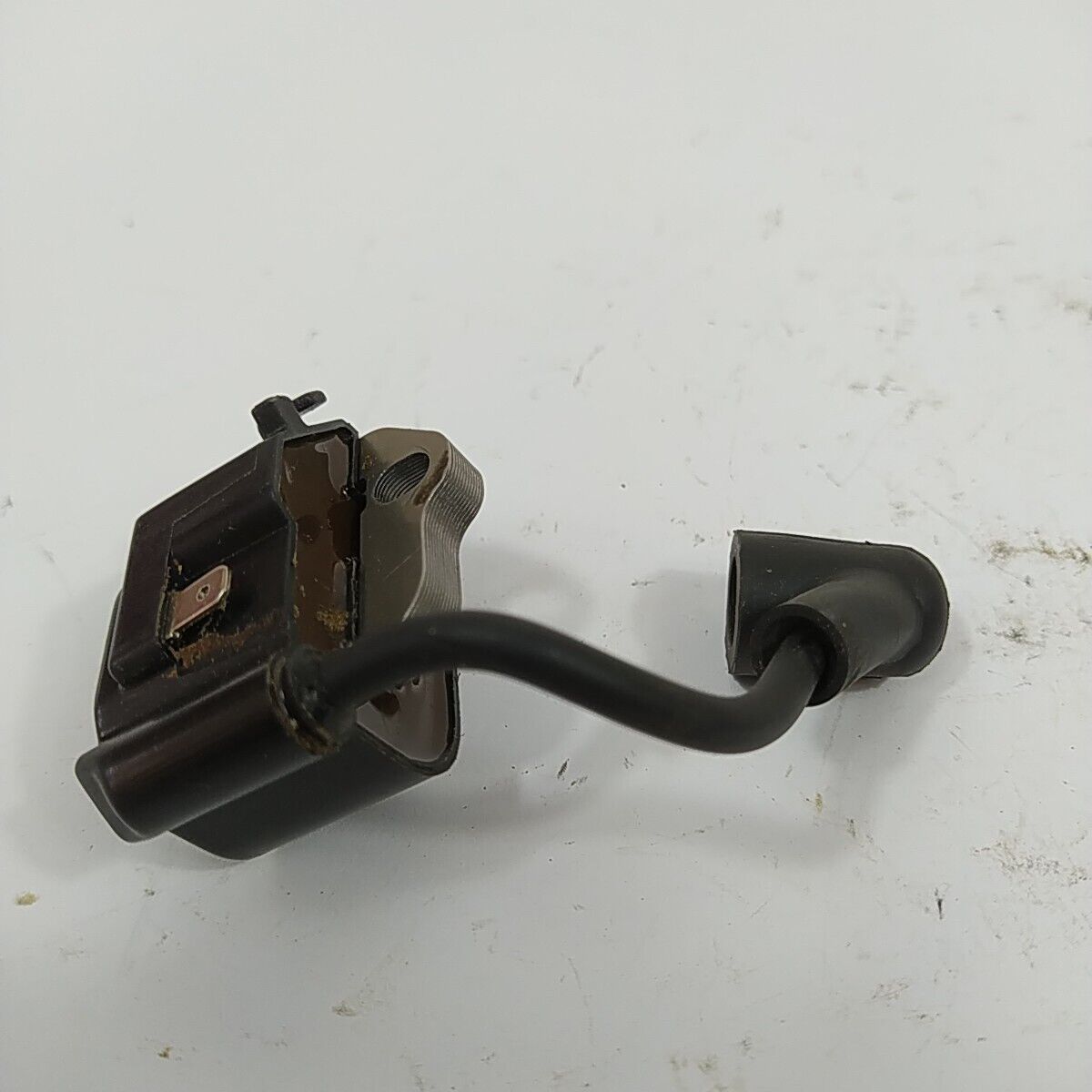 BOBINA di ACCENSIONE PER MOTOSEGA sthil e STIHL ms 170 180 018 017 ricambi usati