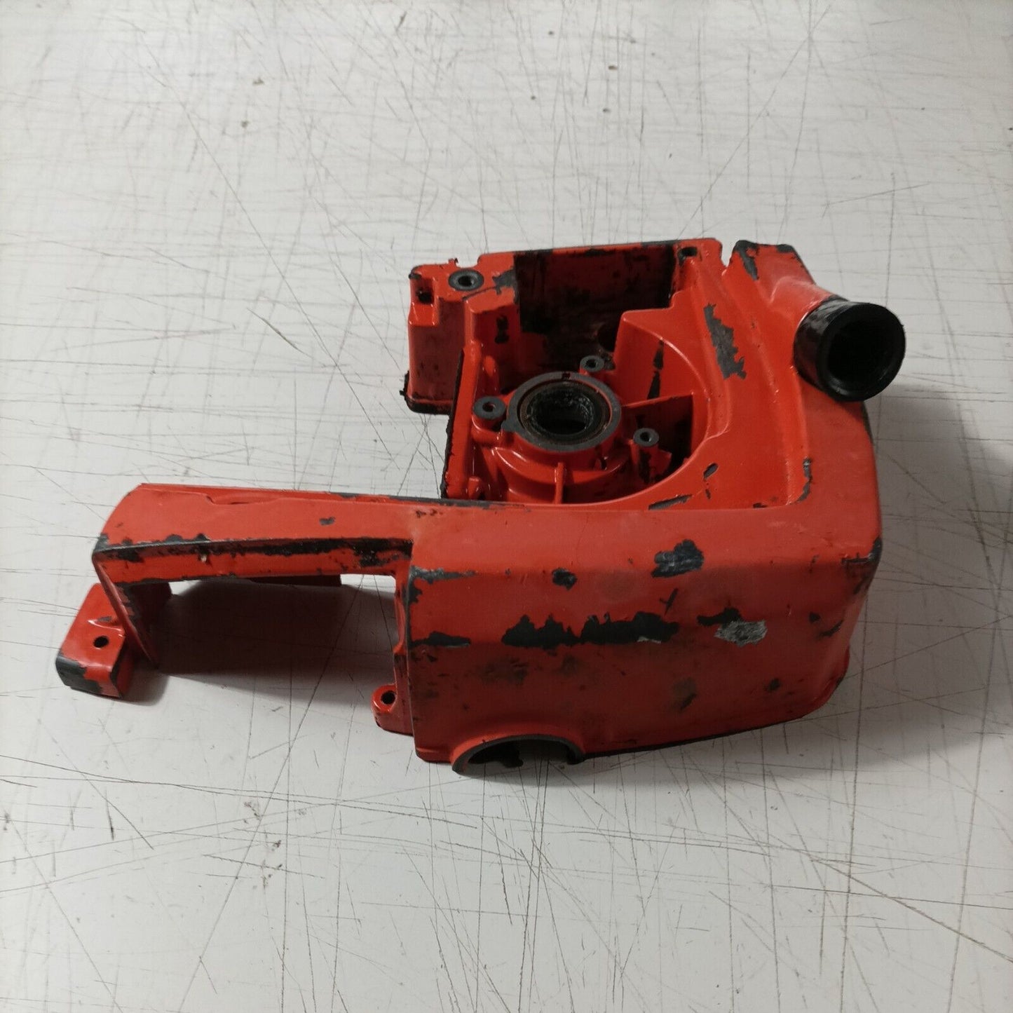 CARTER BASAMENTO CILINDRO LATO VOLANO TELAIO PER MOTOSEGA CASTOR C70 ALPINA A70