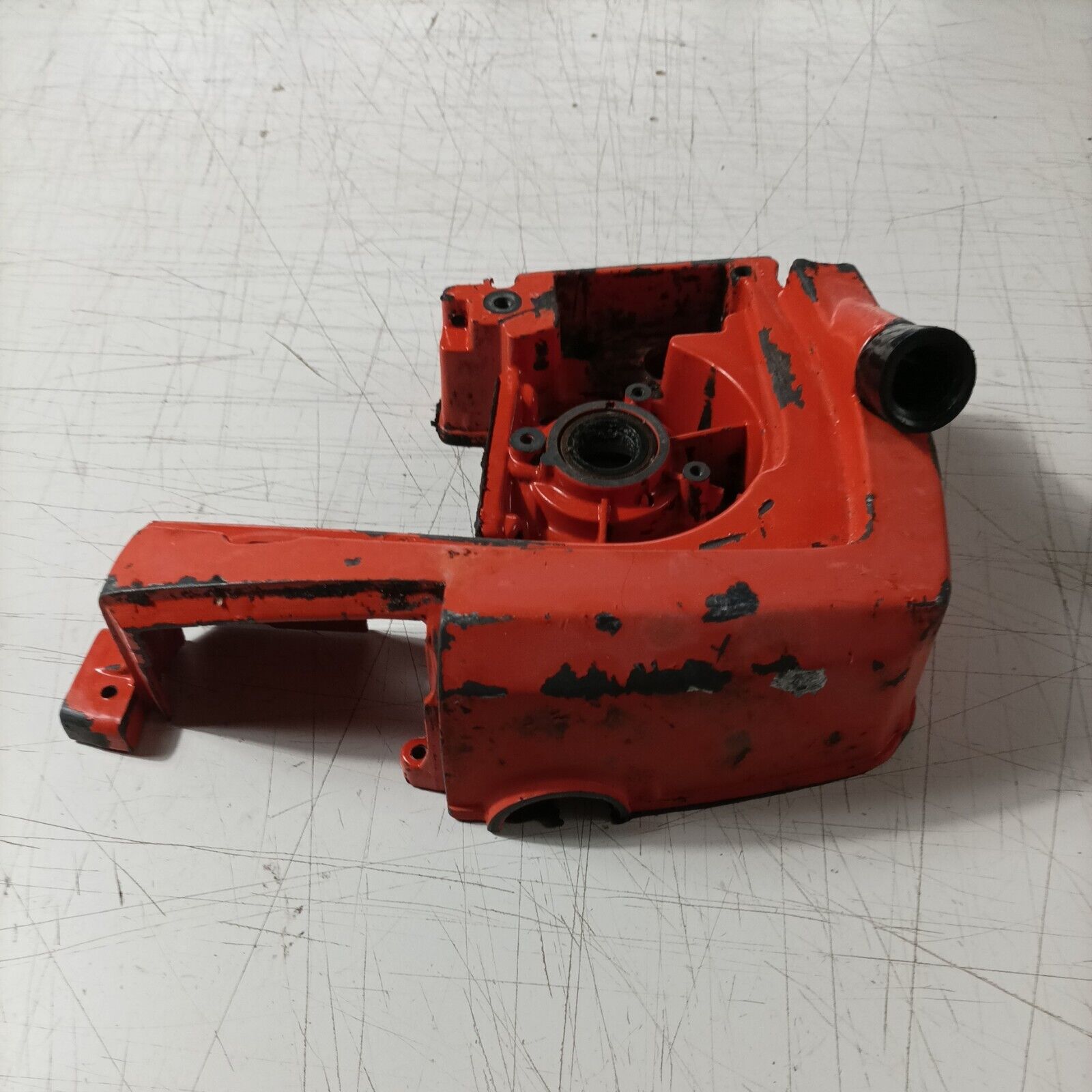 CARTER BASAMENTO CILINDRO LATO VOLANO TELAIO PER MOTOSEGA CASTOR C70 ALPINA A70