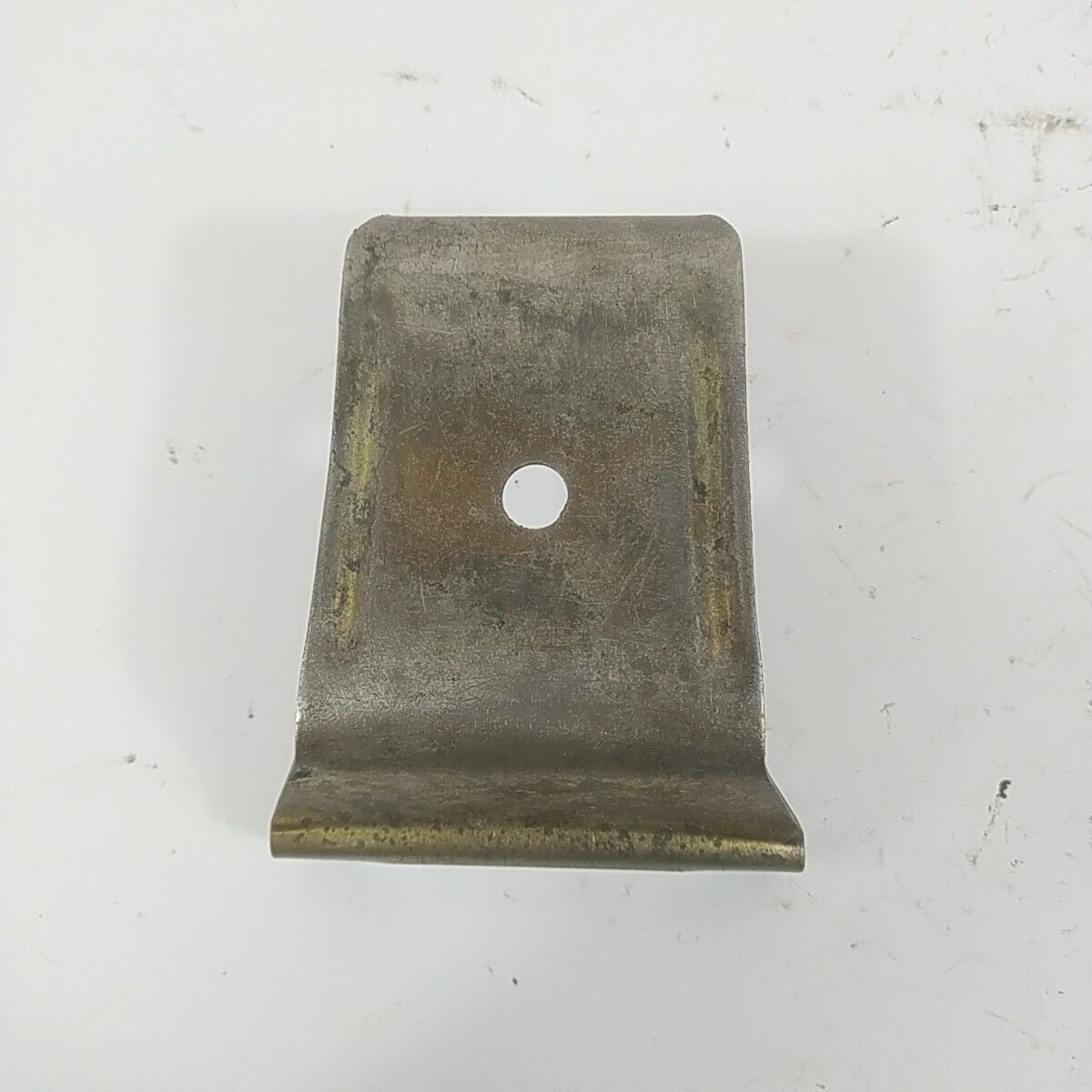 Ricambio STAFFA MOTORE A ZAINO 4121870 per decespugliatore ALPINA VIP 34 usato