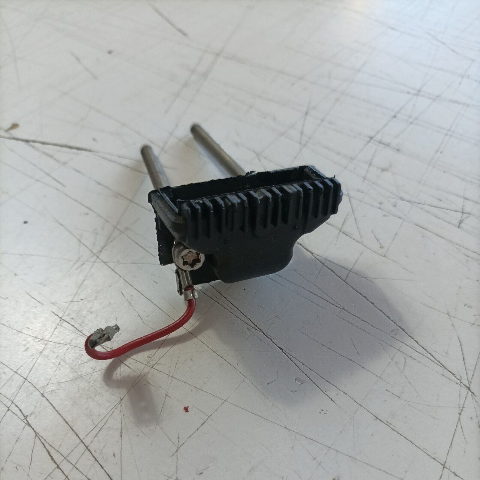 SUPPORTO CARBURATORE E filtro aria PER MOTOSEGA CASTEL CS 39 ALPINA P 390 usato