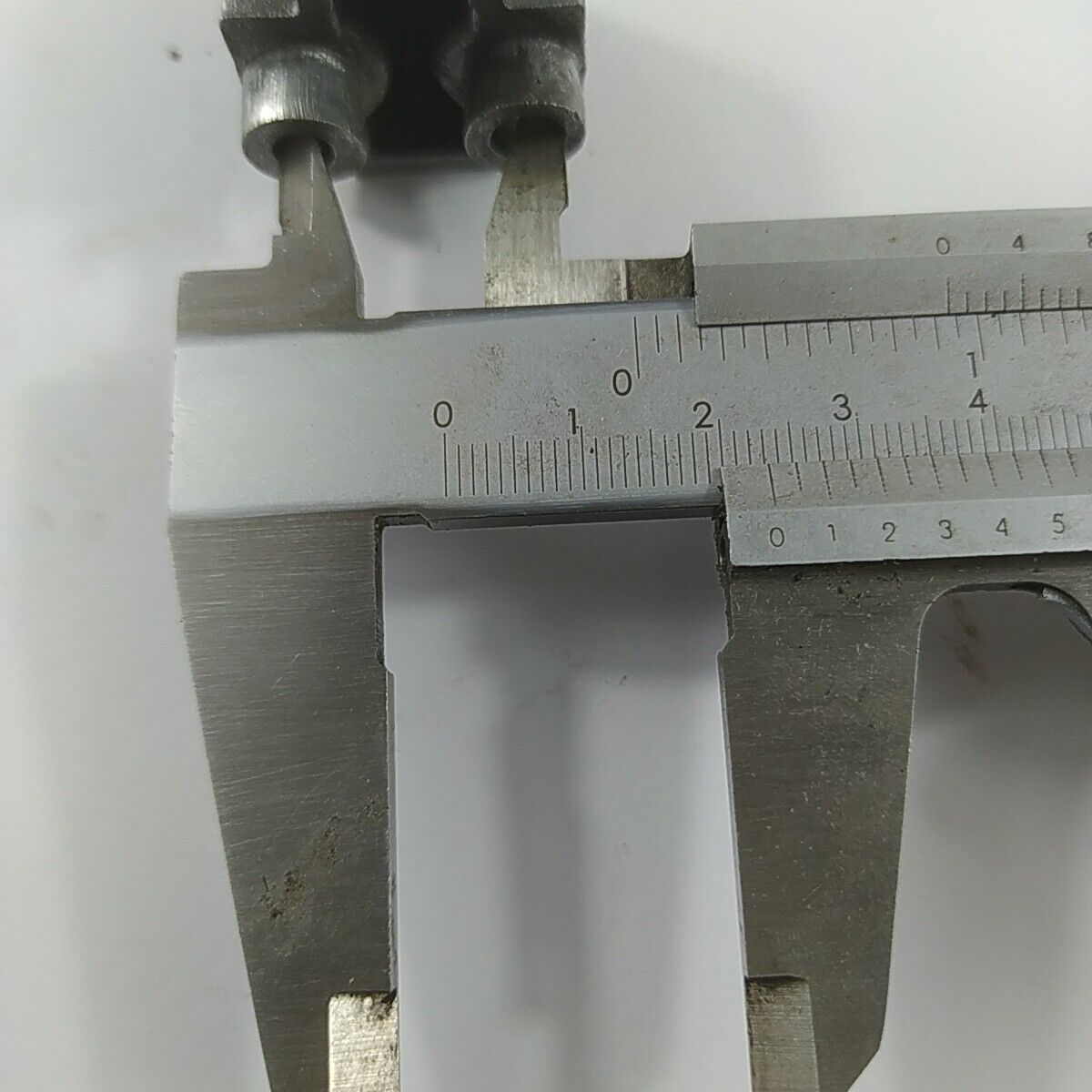 Ricambi MOTOSEGA EFCO BLITZ 35 OLEOMAC usati SUPPORTO PER MANIGLIA IMPUGNATURA 