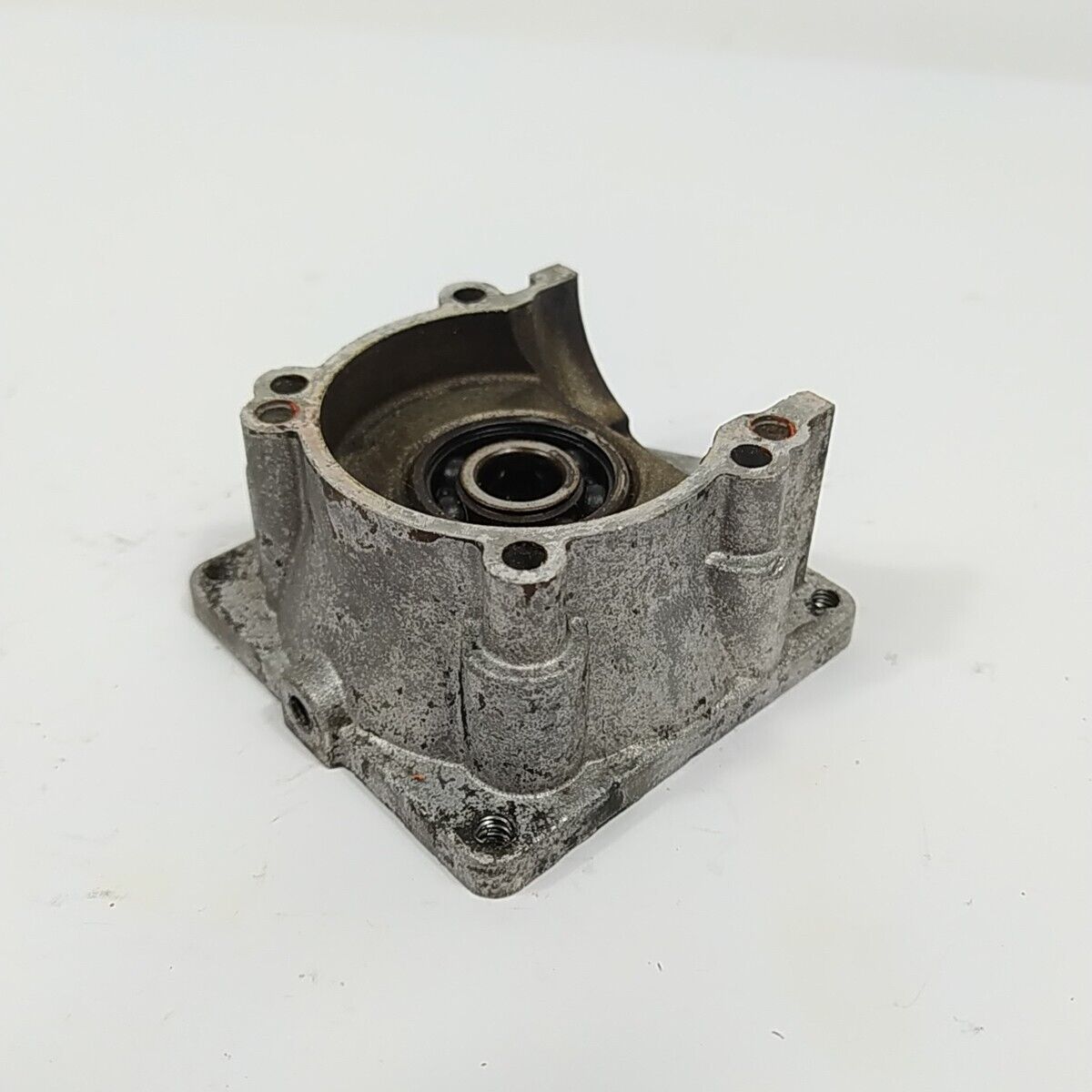 CARTER BASAMENTO CILINDRO EMAK decespugliatore EFCO OLEOMAC 8300  ricambi usati