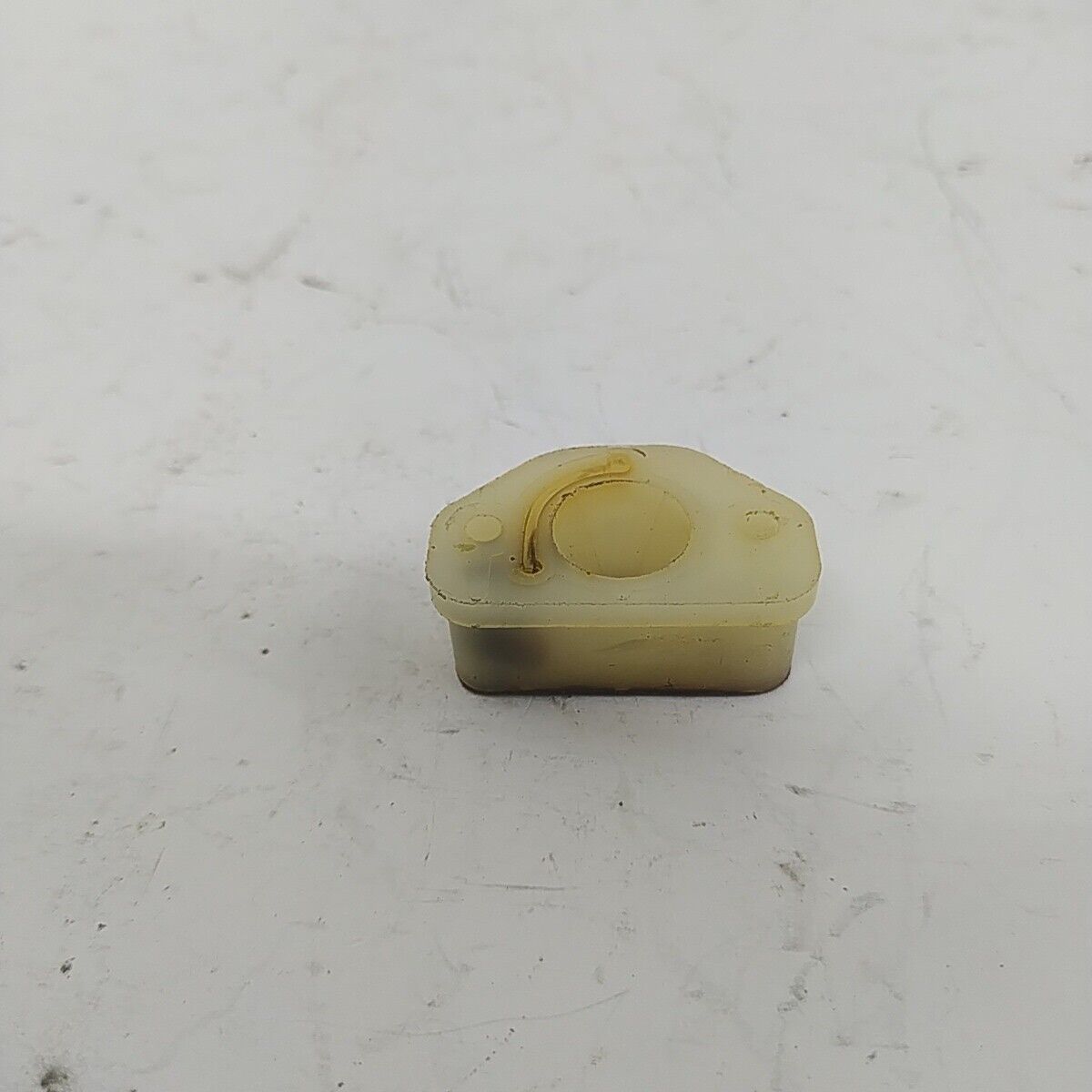 Ricambio usato FLANGIA COLLETTORE CARBURATORE per MOTOSEGA Echo 330 EVL