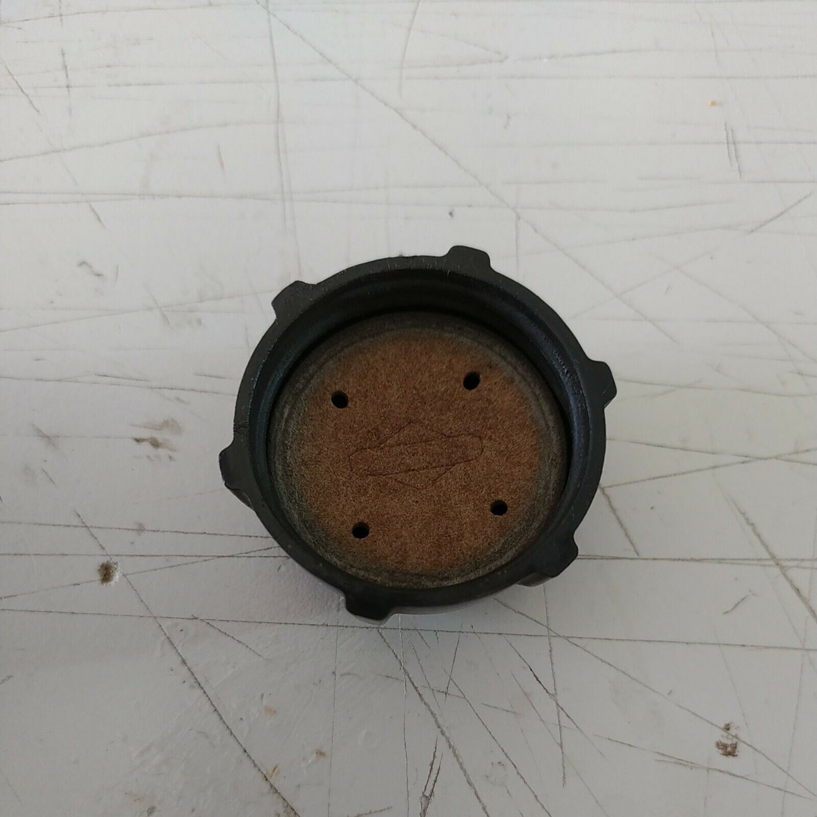 TAPPO CARBURANTE SERBATOIO BRIGGS & STRATTON TOSAERBA XC 35 ricambi usati