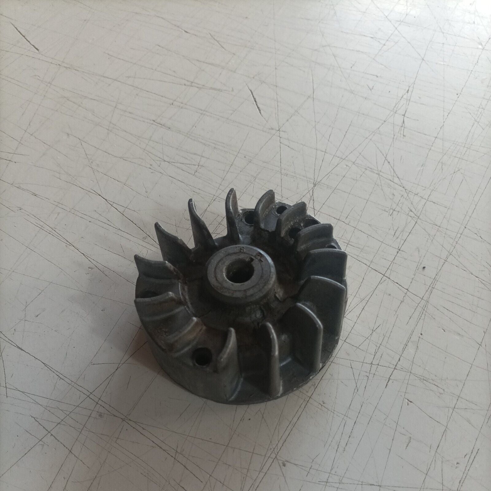 ricambi VOLANO MAGNETICO usato PER DECESPUGLIATORE MCCULLOCH WINDSOR PROMAC 2000