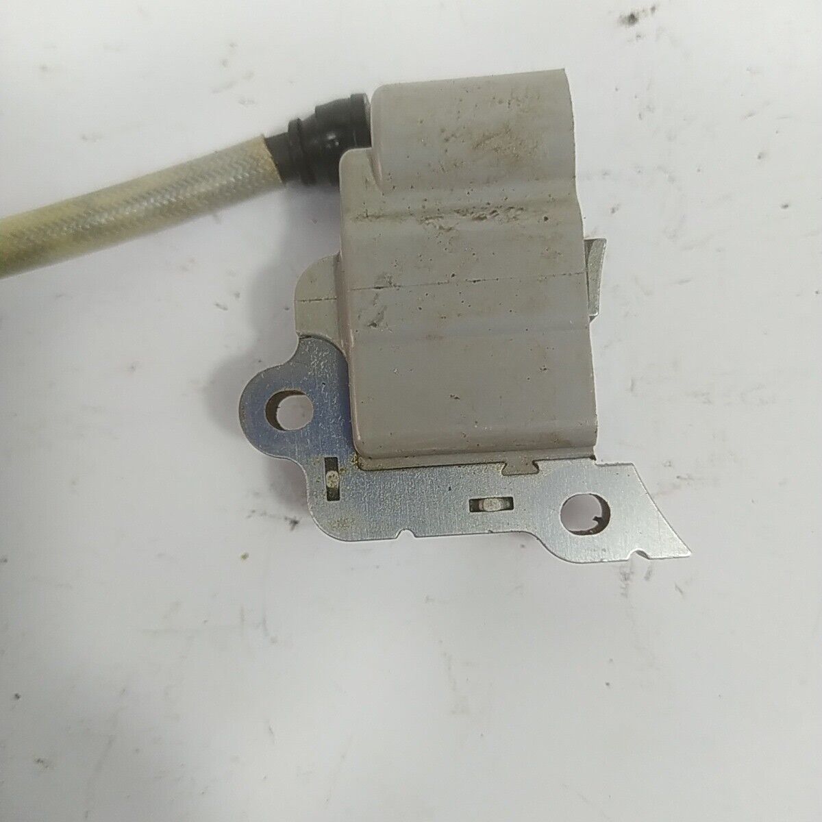 MOTOSEGA ZENOAH G 2000 t BOBINA DI AVVIAMENTO accensione RML DC 10X02 usato