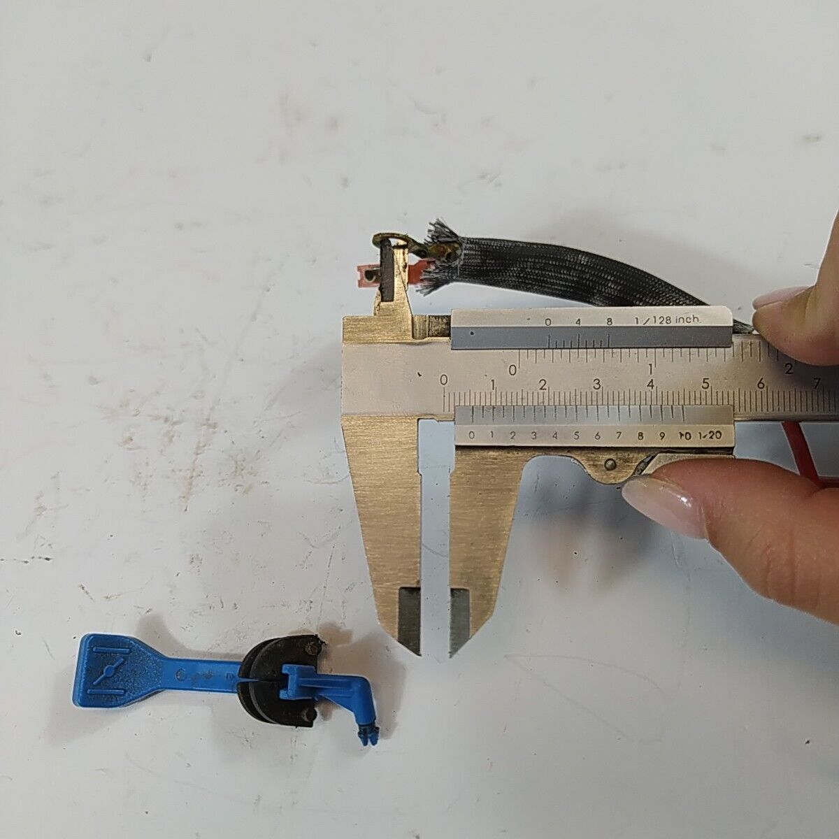 LEVA ARIA e tasto ON/OFF PER MOTOSEGA PARTNER FORMULA 60 PARTNER POULAN usato