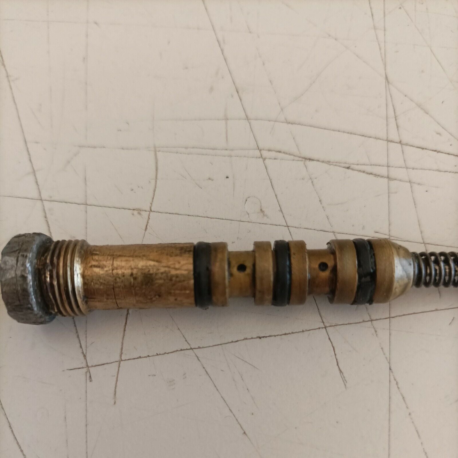 pompa olio ORIGINALE COMPLETA PER MOTOSEGA EFCO 134 ricambi usati