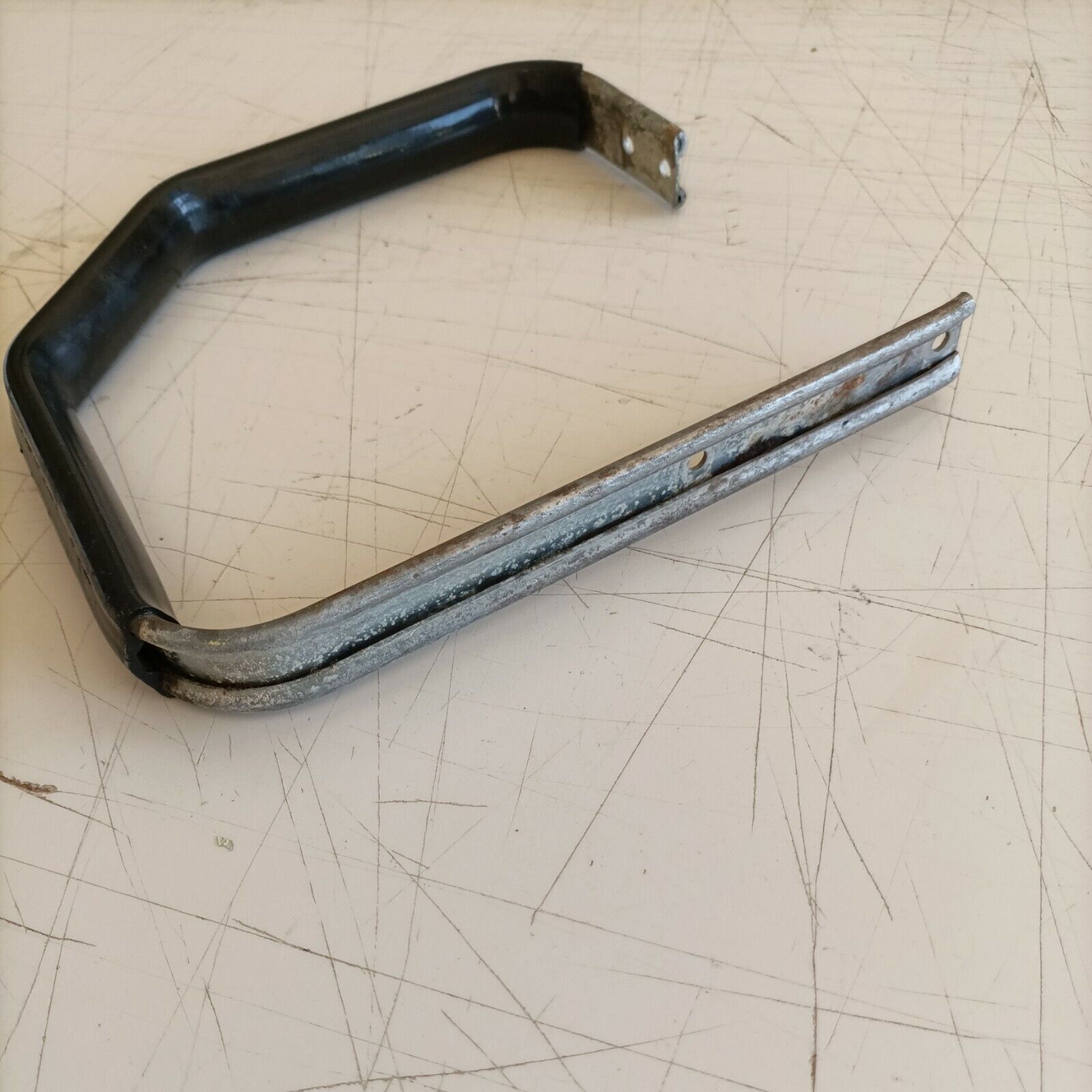 manico IMPUGNATURA SUPERIORE PER MOTOSEGA PIONEER EASY ARC START P20 usato