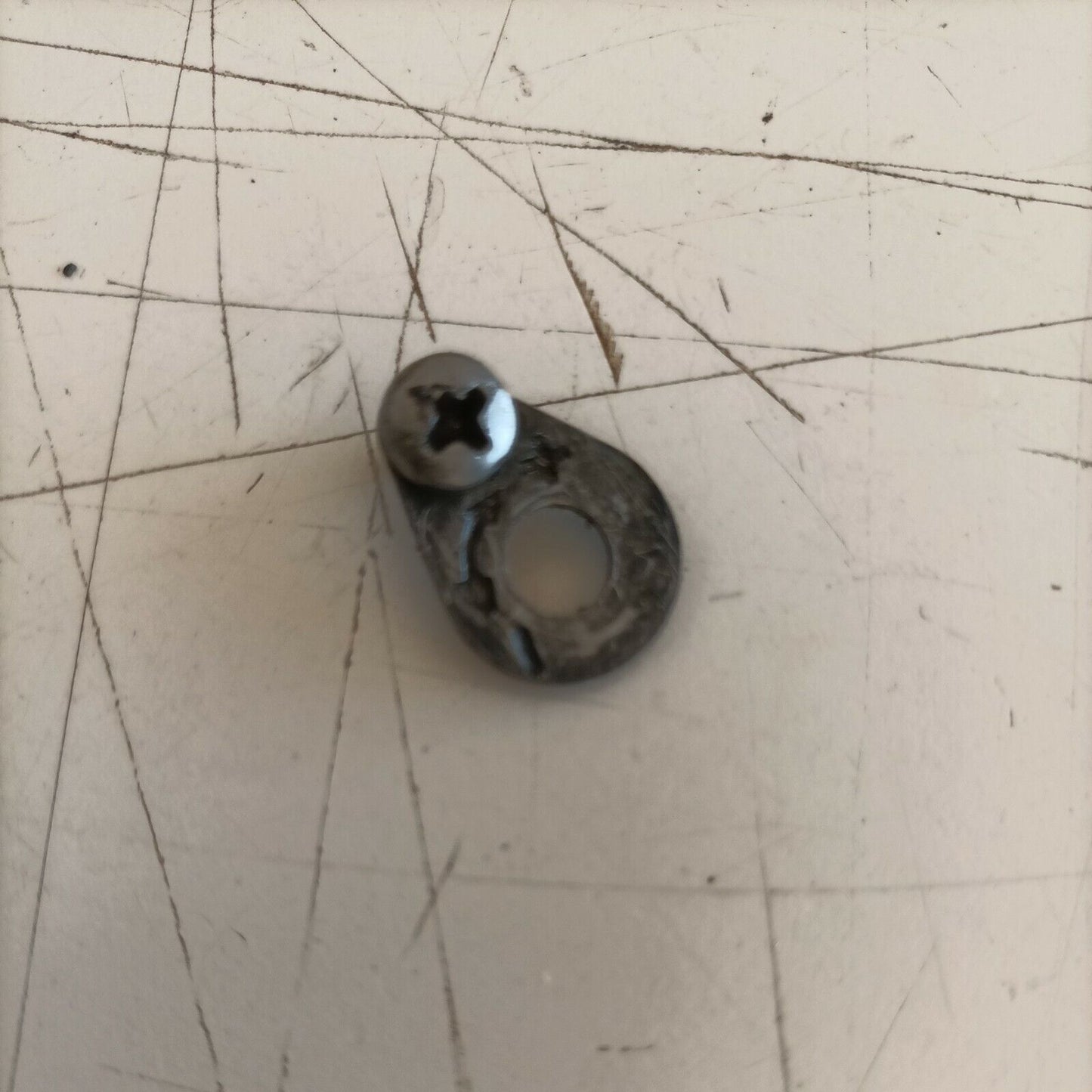 pompa olio ORIGINALE COMPLETA PER MOTOSEGA EFCO 134 ricambi usati