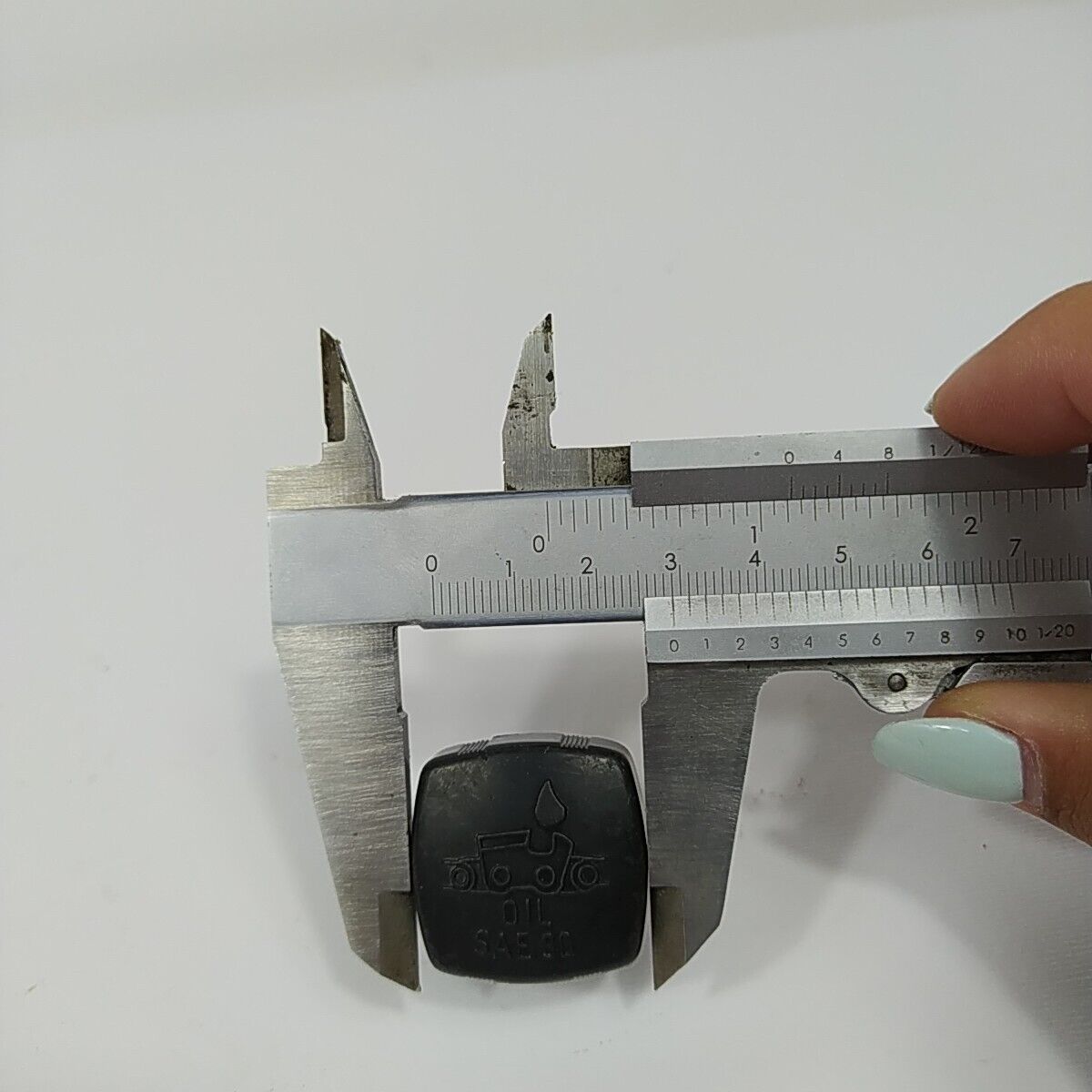 ricambi usati TAPPO SERBATOIO OLIO ORIGINALE per motosega CASTOR 438 Alpina