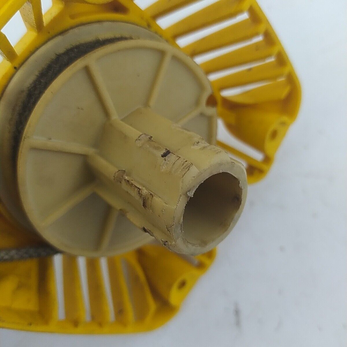 Ricambio COPERCHIO di AVVIAMENTO MCCULLOCH eager beaver 2014 2.0 ricambi usati