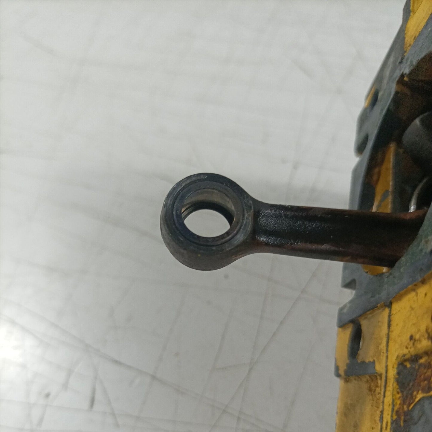 ricambi usati per MOTOSEGA ALPINA A 41 ALBERO MOTORE carter  basamento SERBATOIO