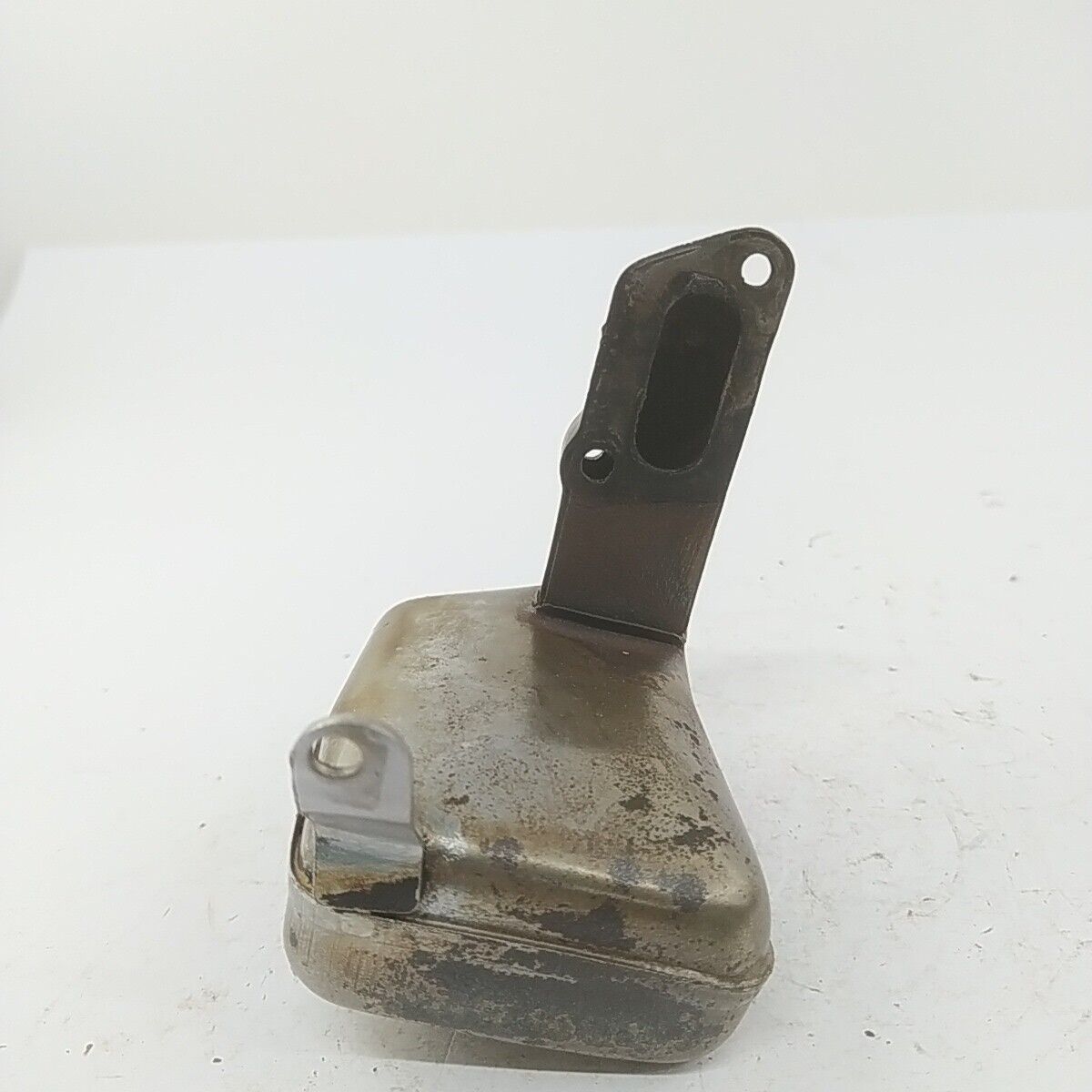 Ricambi MARMITTA TERMINALE silenziatore usati motosega CASTOR C 70 ALPINA A70