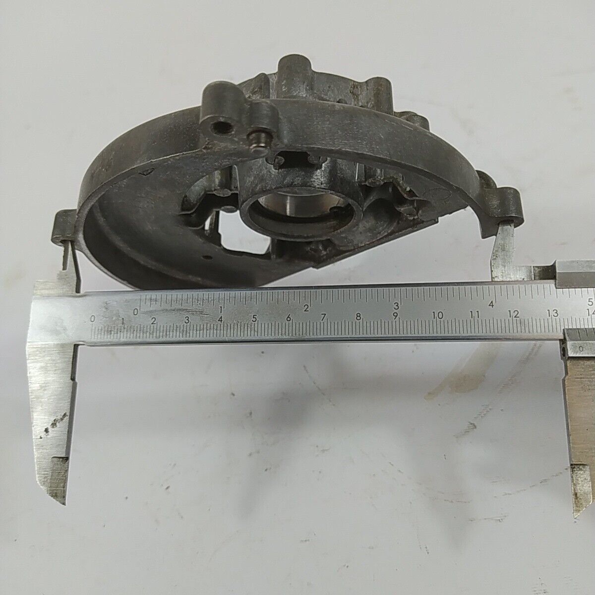 Ricambio DECESPUGLIATORE ECHO RM - 460 CARTER BASAMENTO ALBERO MOTORE usato