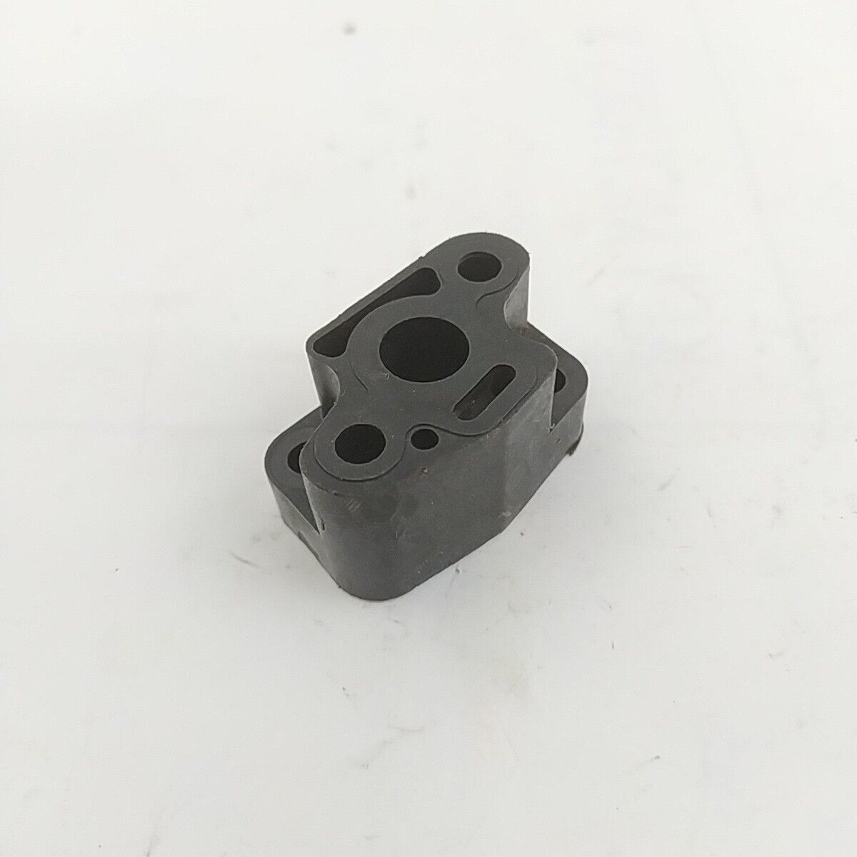 Ricambio FLANGIA COLLETTORE carburatore usato per decespugliatore MARUYAMA E 42