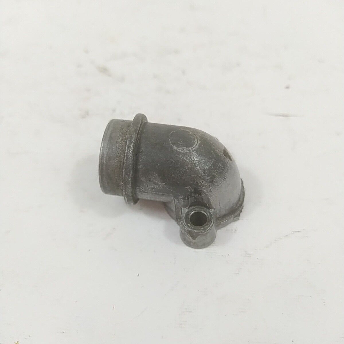 Ricambio COLLETTORE FILTRO ARIA CARBURATORE per motosega CASTOR CP 700 usato