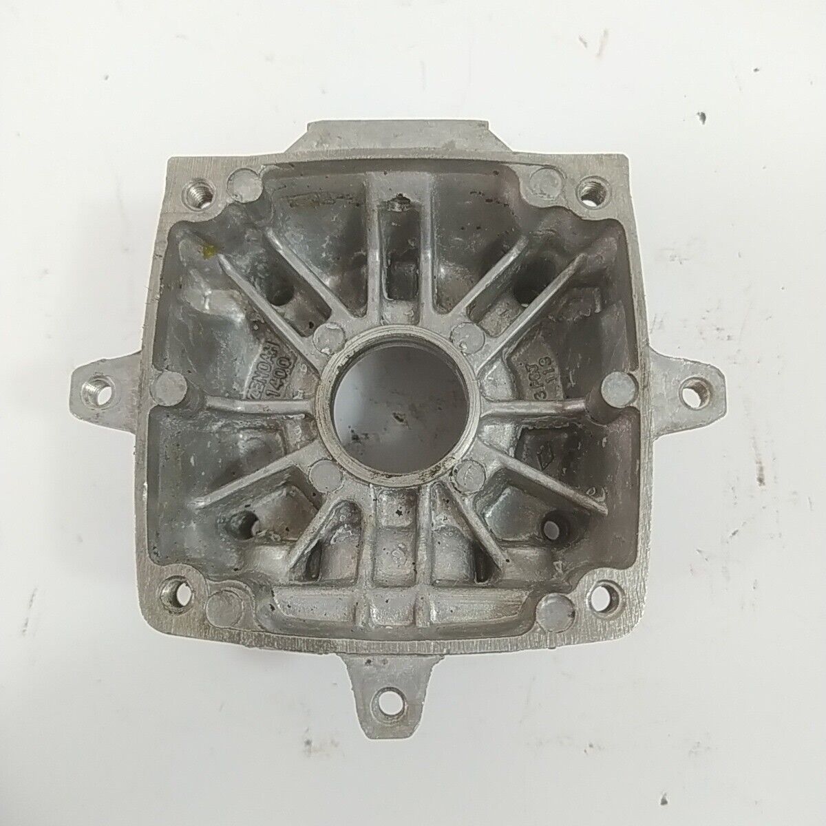 Ricambio CARTER BASAMENTO CILINDRO usato per decespugliatore Komatsu ZENOAH G4K