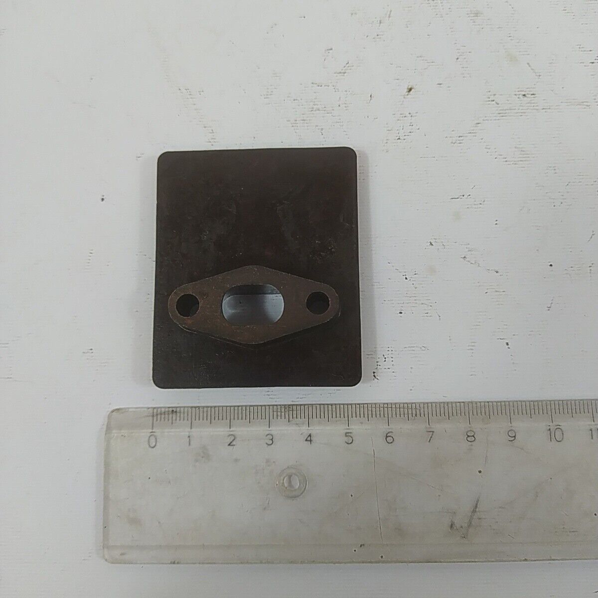 ricambio FLANGIA COLLETTORE CARBURATORE usato per decespugliatore KAWASAKI TD 33