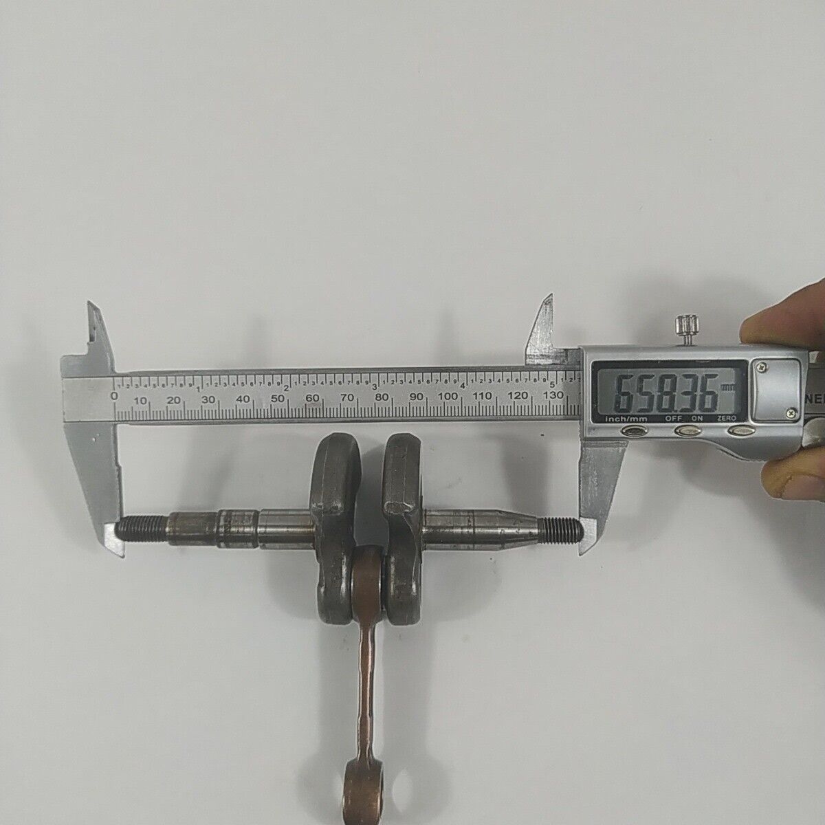 Ricambio ALBERO MOTORE ORIGINALE PER MOTOSEGA POULAN usato