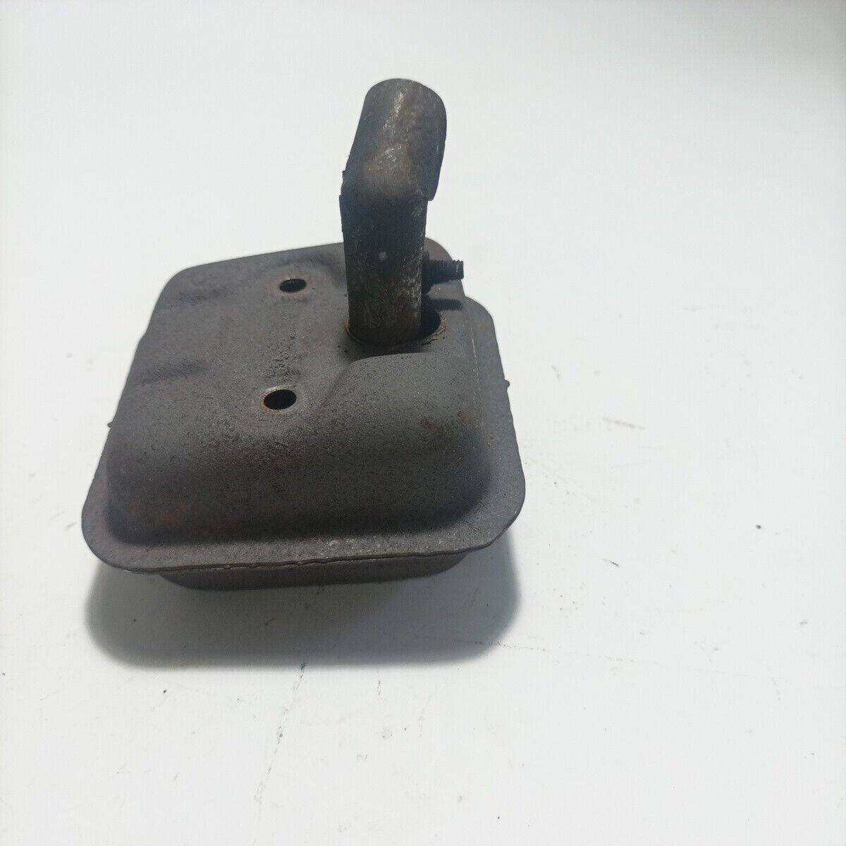 Ricambio usato per DECESPUGLIATORE EFCO oleomac KING 26  SILENZIATORE MARMITTA