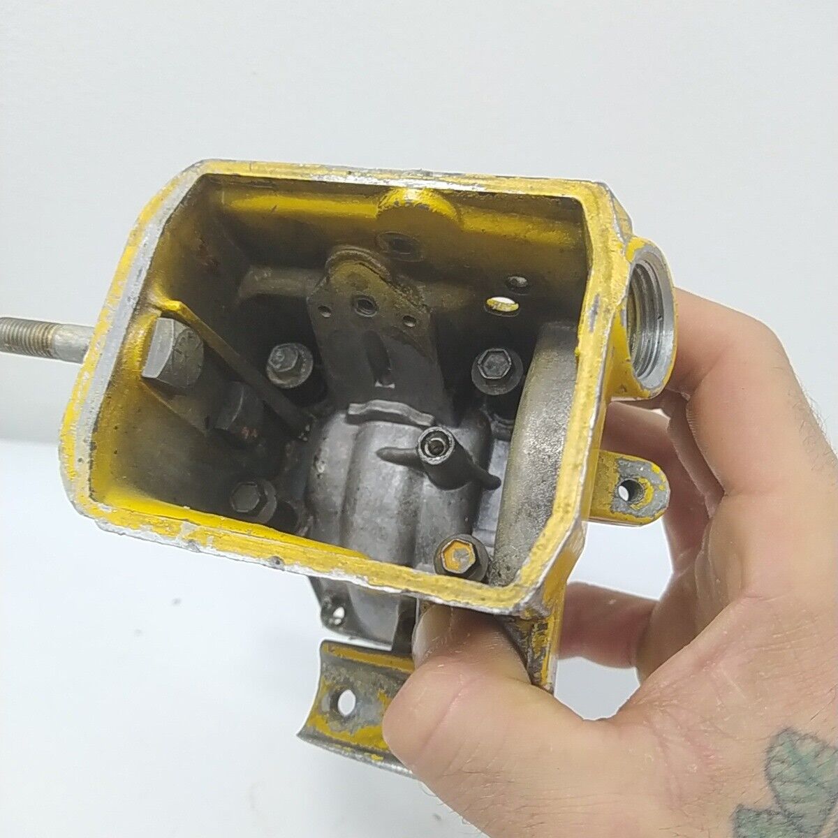 Ricambi BASAMENTO CILINDRO E SERBATOIO PER MOTOSEGA MCCULLOCH PRO MAC 555 usati