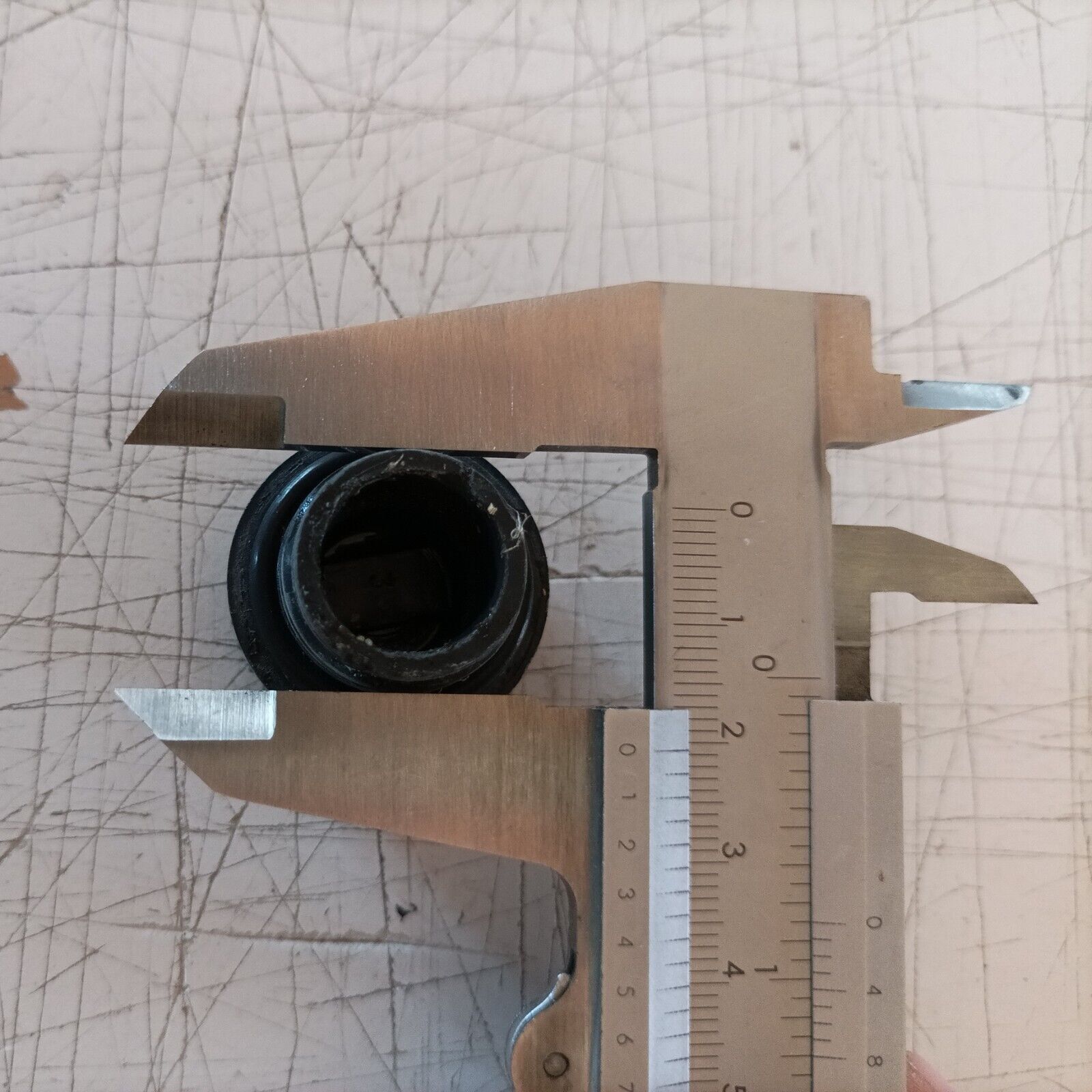 TAPPO serbatoio OLIO DIAMETRO 21 MM PER MOTOSEGA OPEM ELECTRONIC ricambi usati