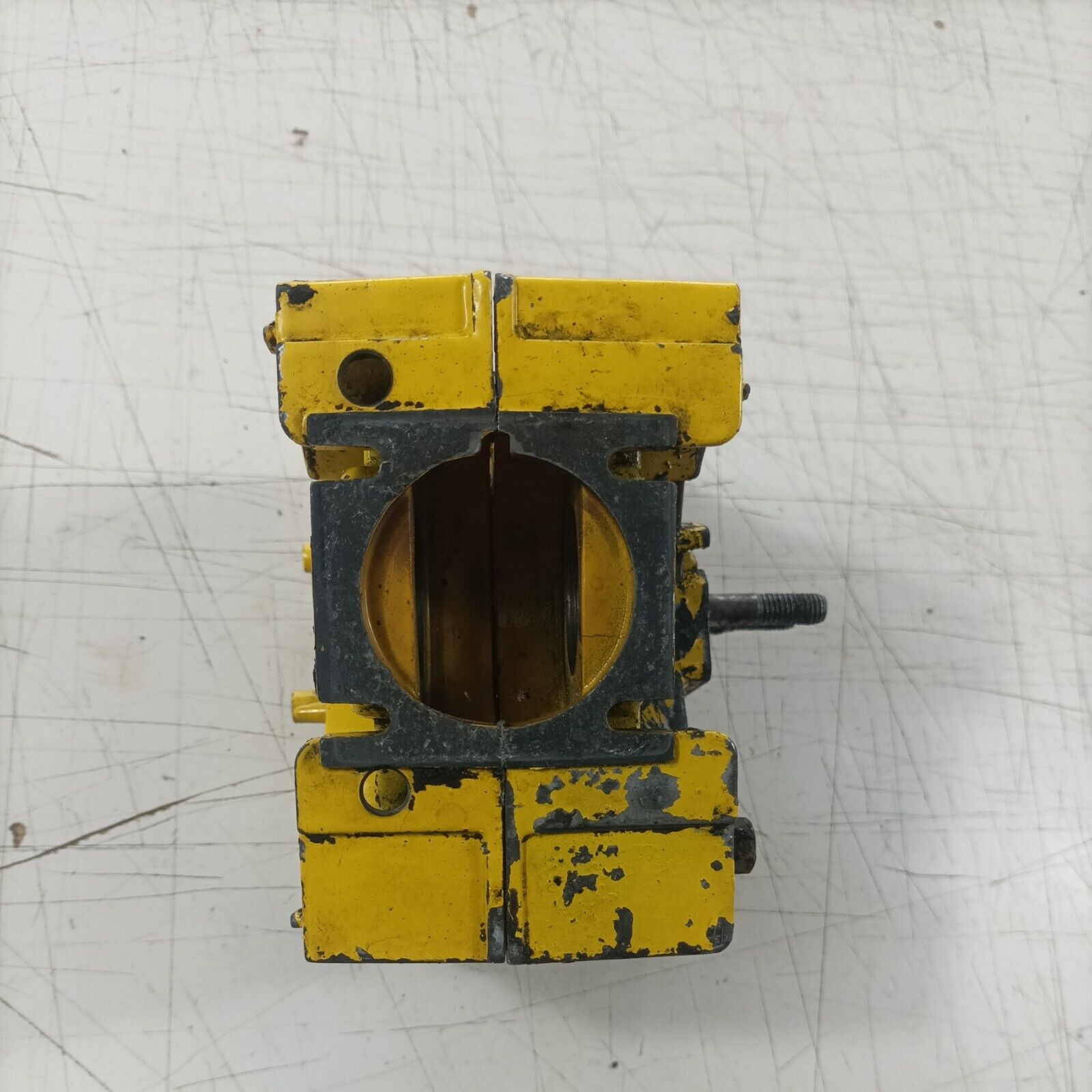 ricambi usati CARTER BASAMENTO CILINDRO PER MOTOSEGA ALPINA PROF castor  45