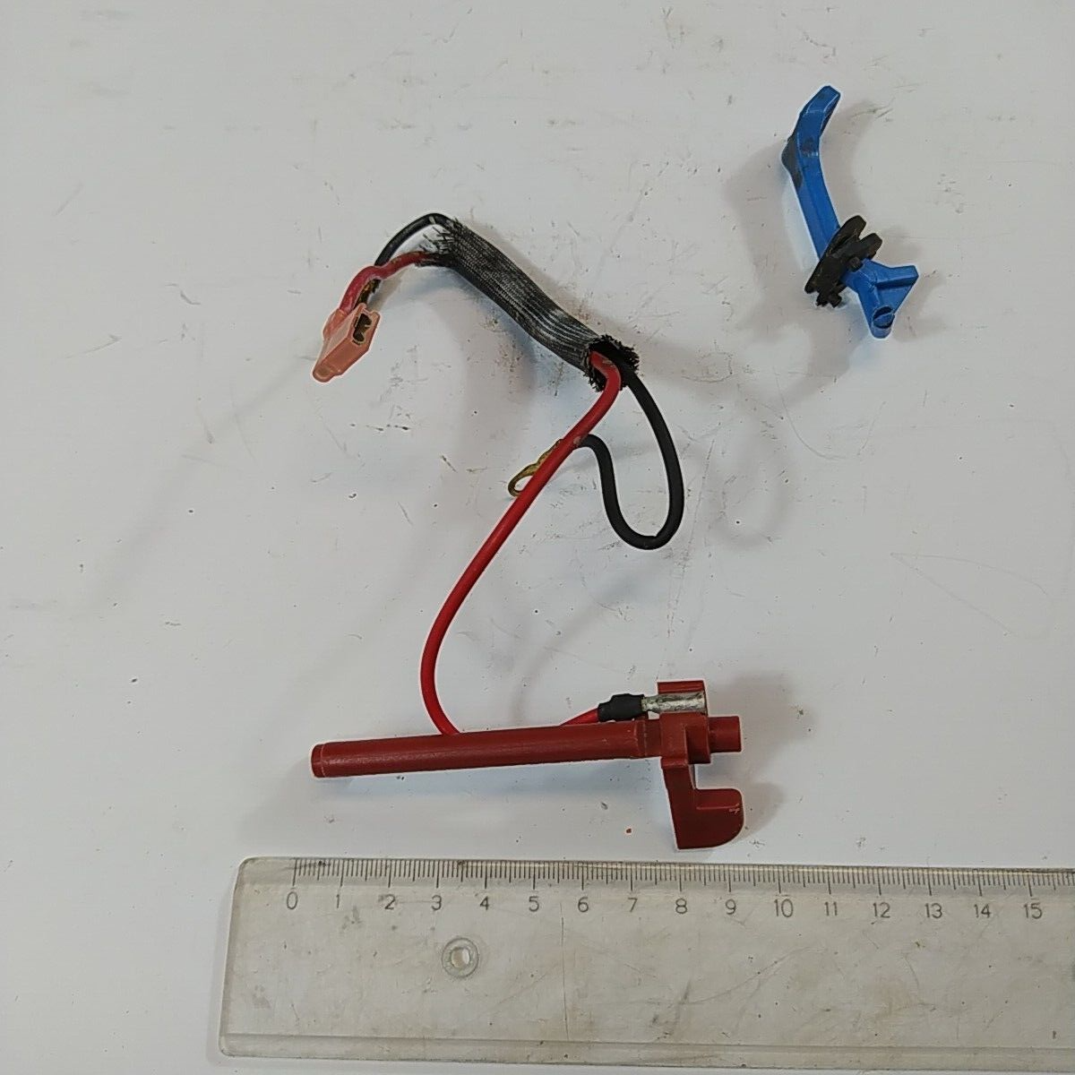 LEVA ARIA e tasto ON/OFF PER MOTOSEGA PARTNER FORMULA 60 PARTNER POULAN usato