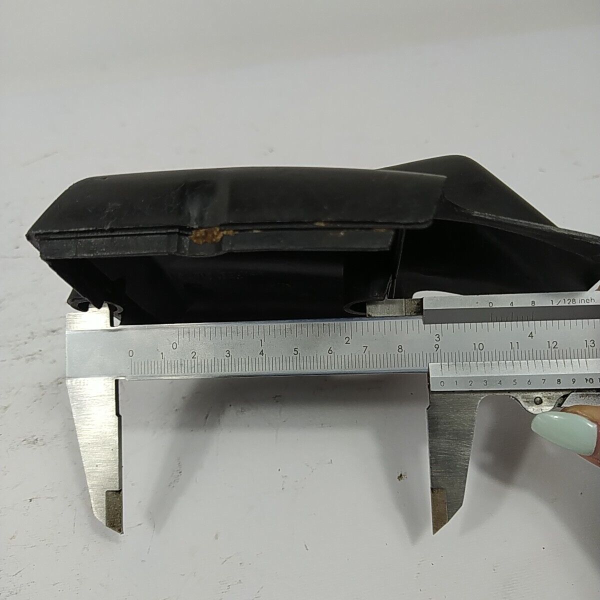 Ricambio usato COPERCHIO MOTORE E FILTRO DELL' ARIA per motosega DOLMAR 116 si