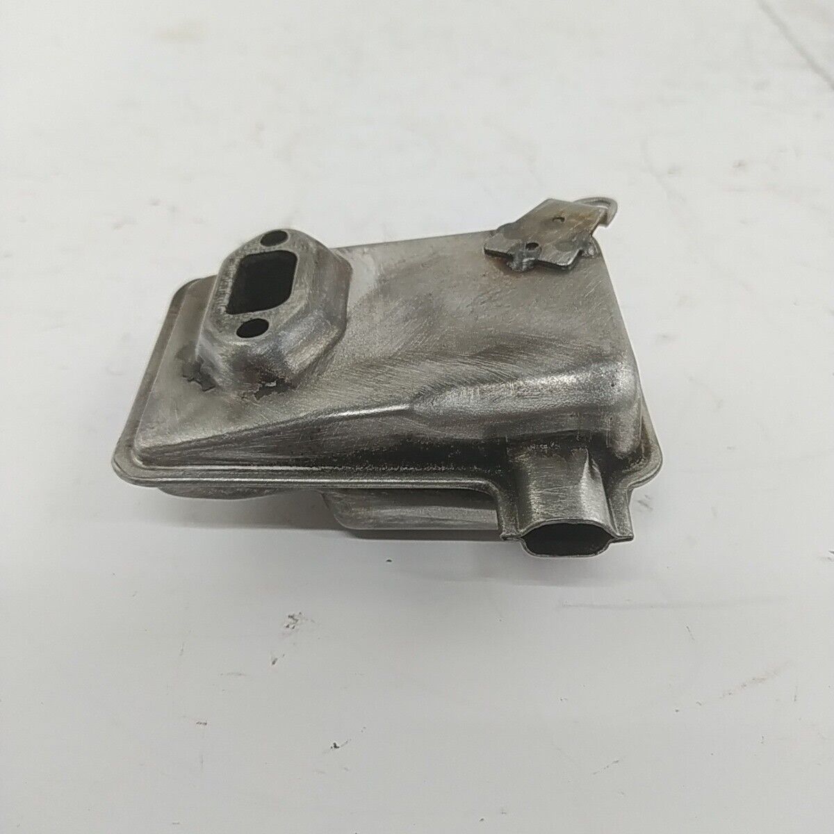 Ricambio usato MARMITTA silenziatore DI SCARICO per MOTOSEGA Echo 330 EVL