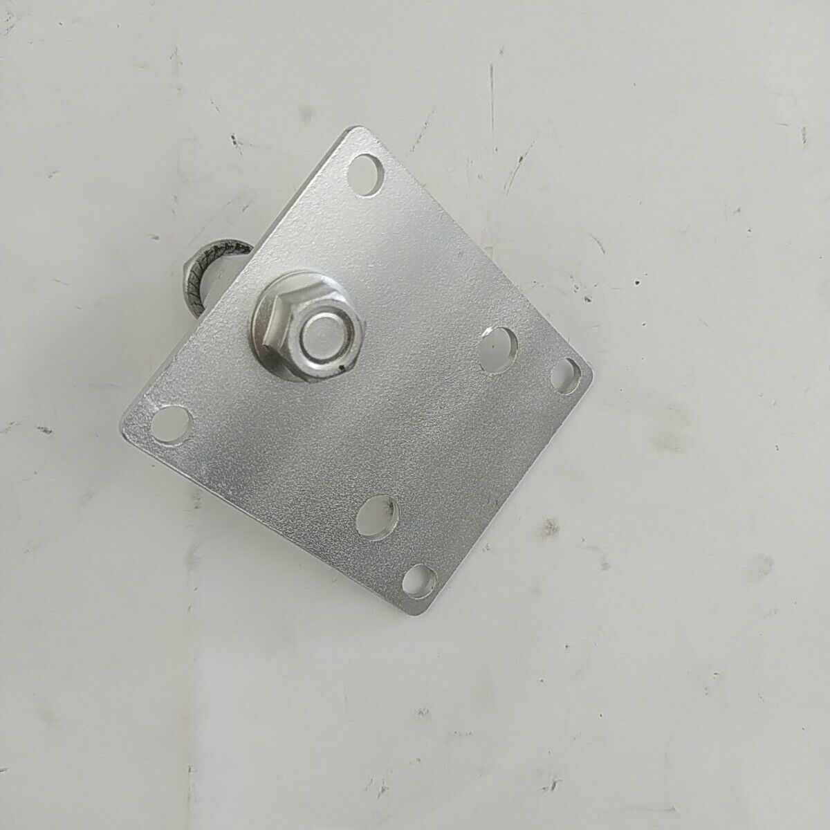 Ricambio STAFFA PIASTRA MOTORE a zaino usato per decespugliatore KAWASAKI TD 40