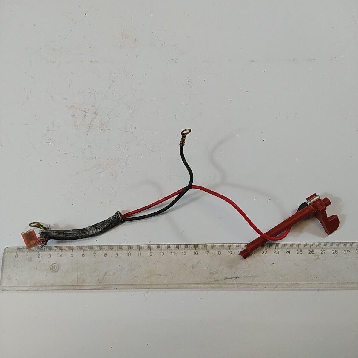 LEVA ARIA e tasto ON/OFF PER MOTOSEGA PARTNER FORMULA 60 PARTNER POULAN usato